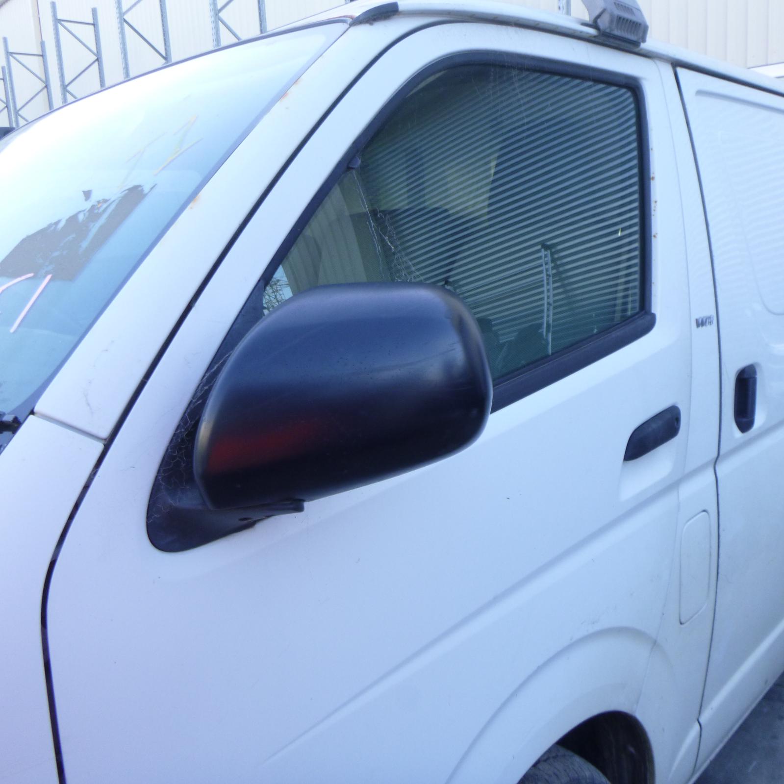 Instrument Cluster Hiace Toyota 2006