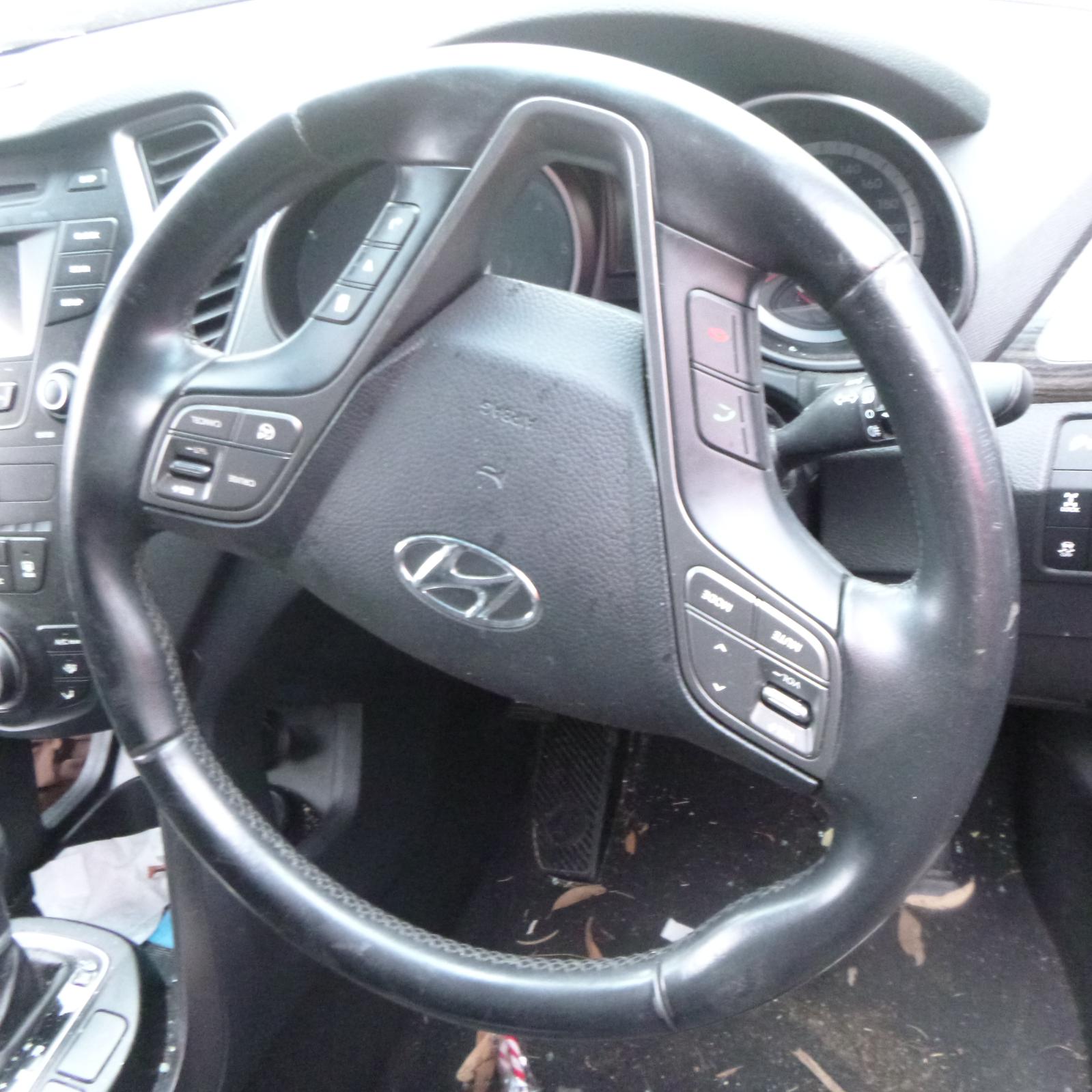 View Auto part Airbag Module/Sensor Hyundai Santa Fe 2012