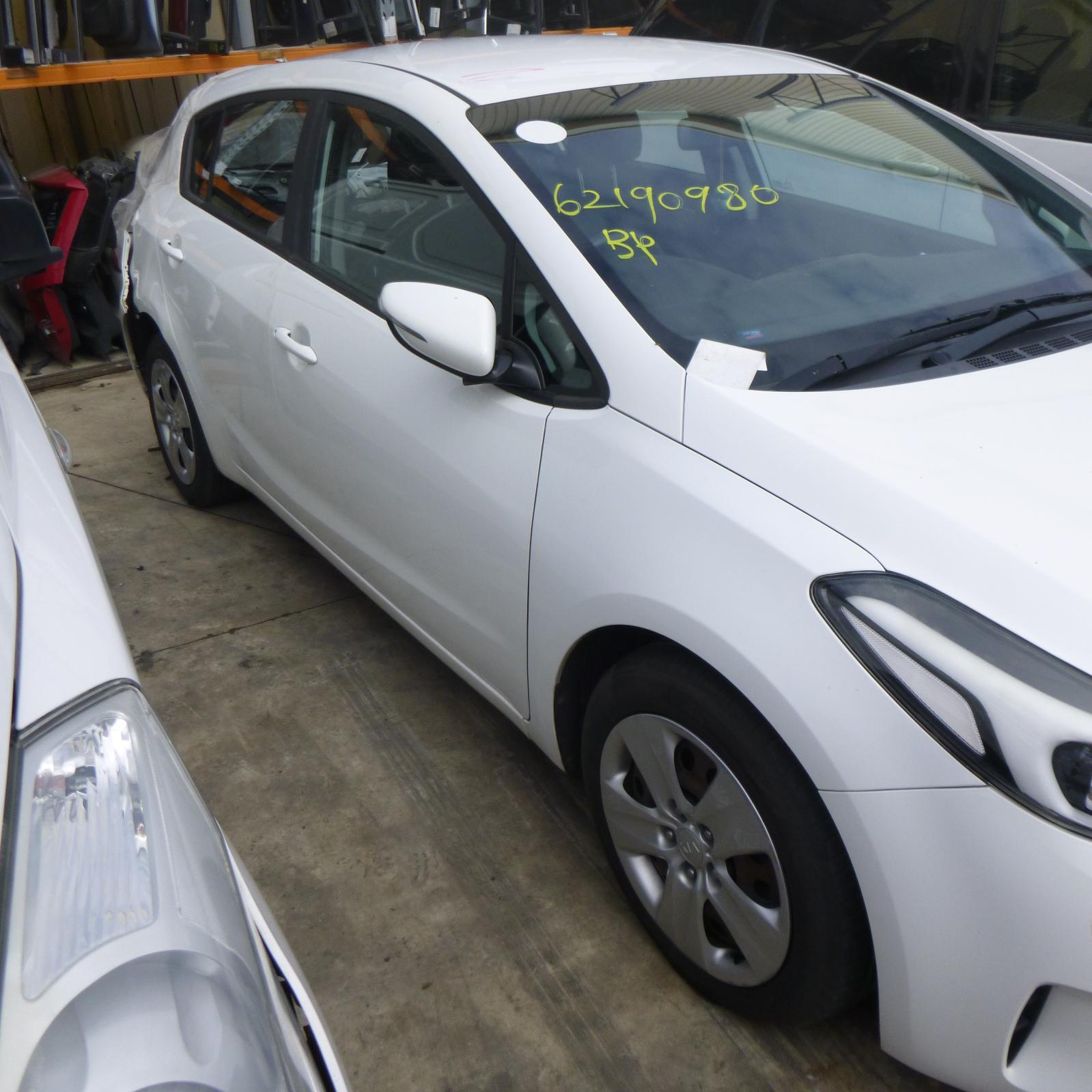 View Auto part F/Bar Reinforc/Brack Kia Cerato 2017