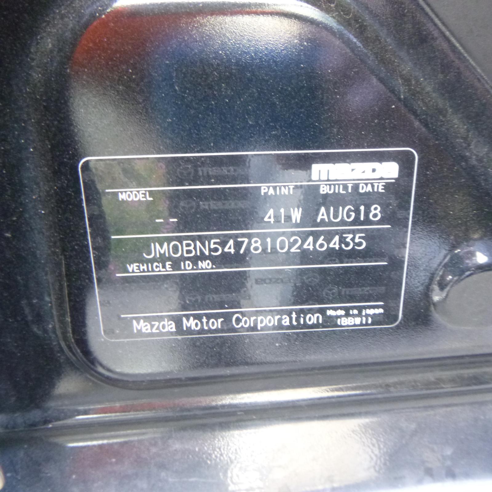 View Auto part Headrest Mazda 3 2018