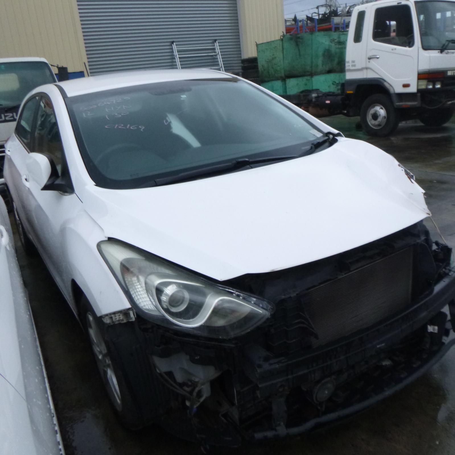 View Auto part Right Rear Wnd Reg/Motor Hyundai I30 2012