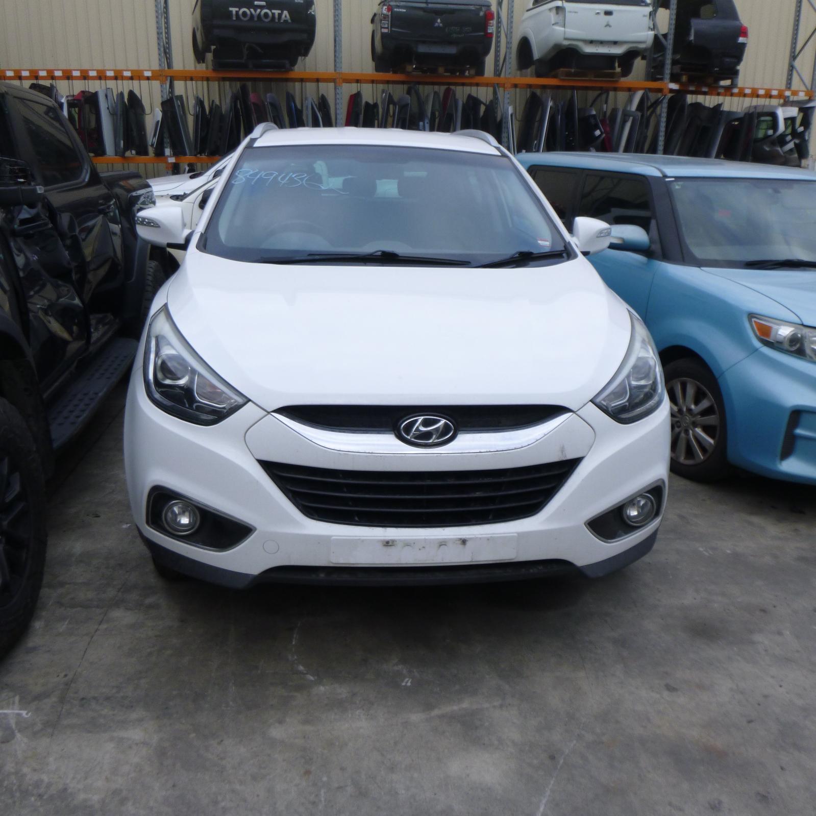 View Auto part Right Front Door Hyundai Ix35 2014
