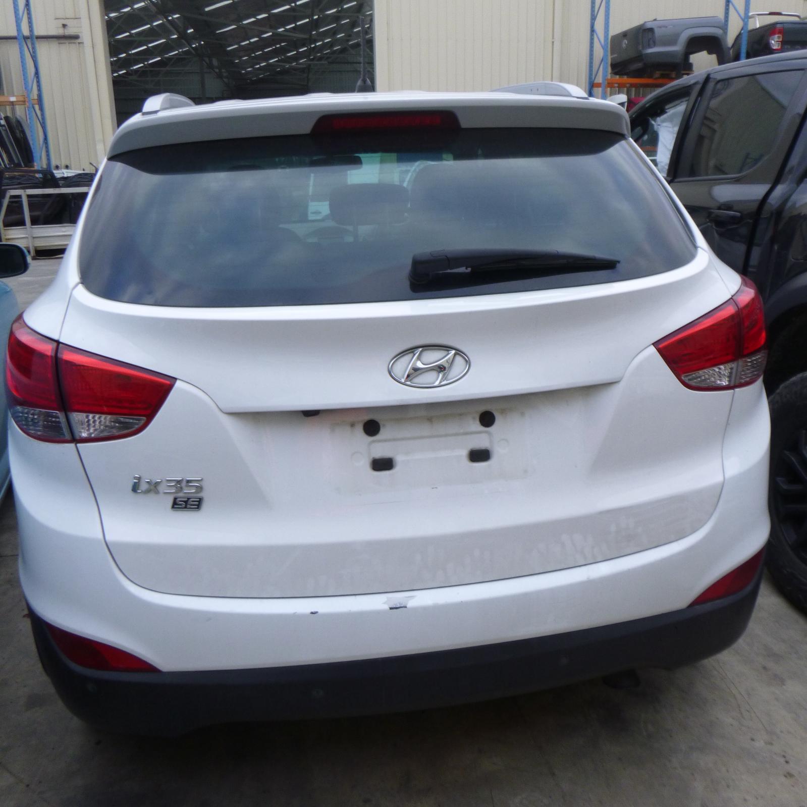 View Auto part Right Front Door Hyundai Ix35 2014