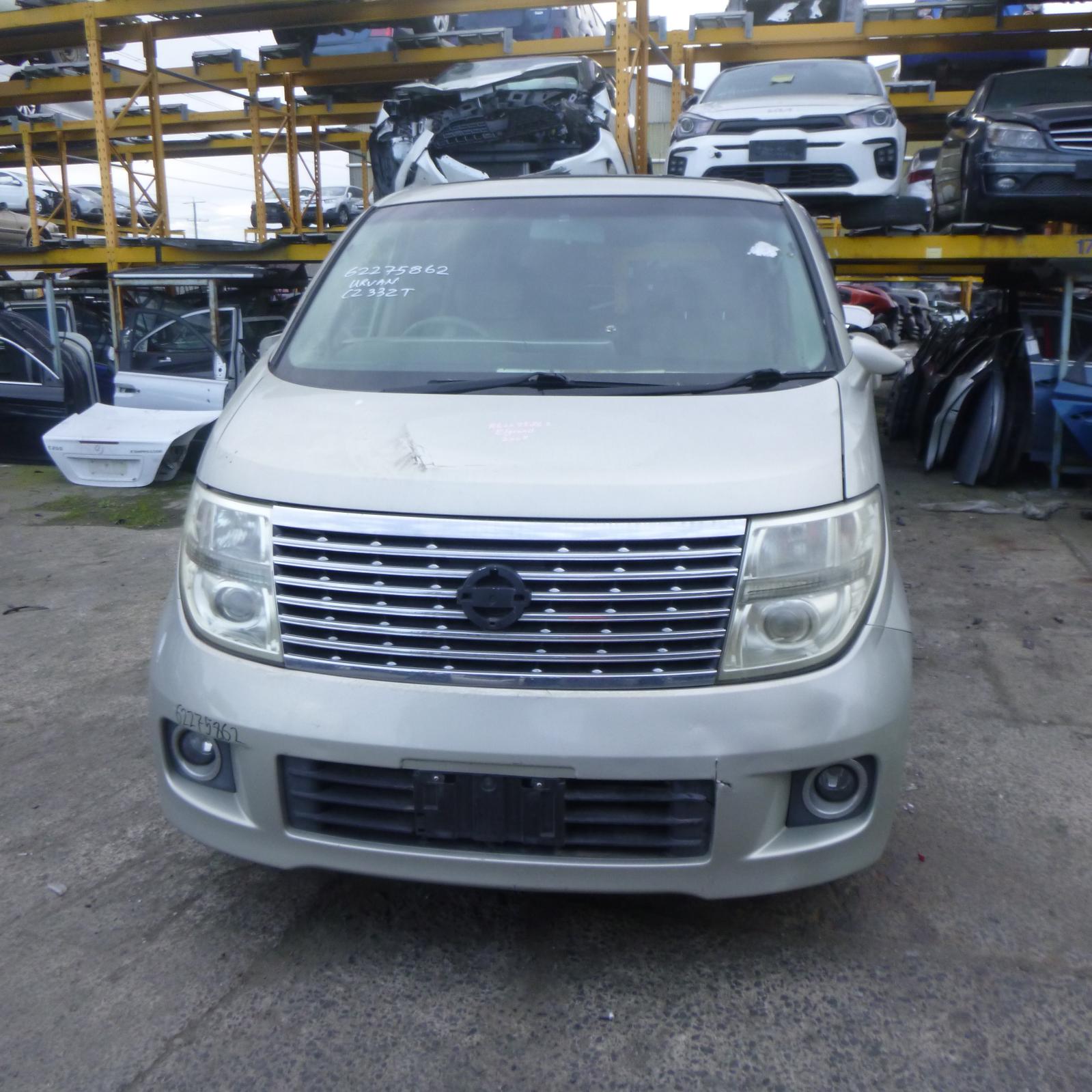 View Auto part Right Headlamp Nissan Elgrand 2007