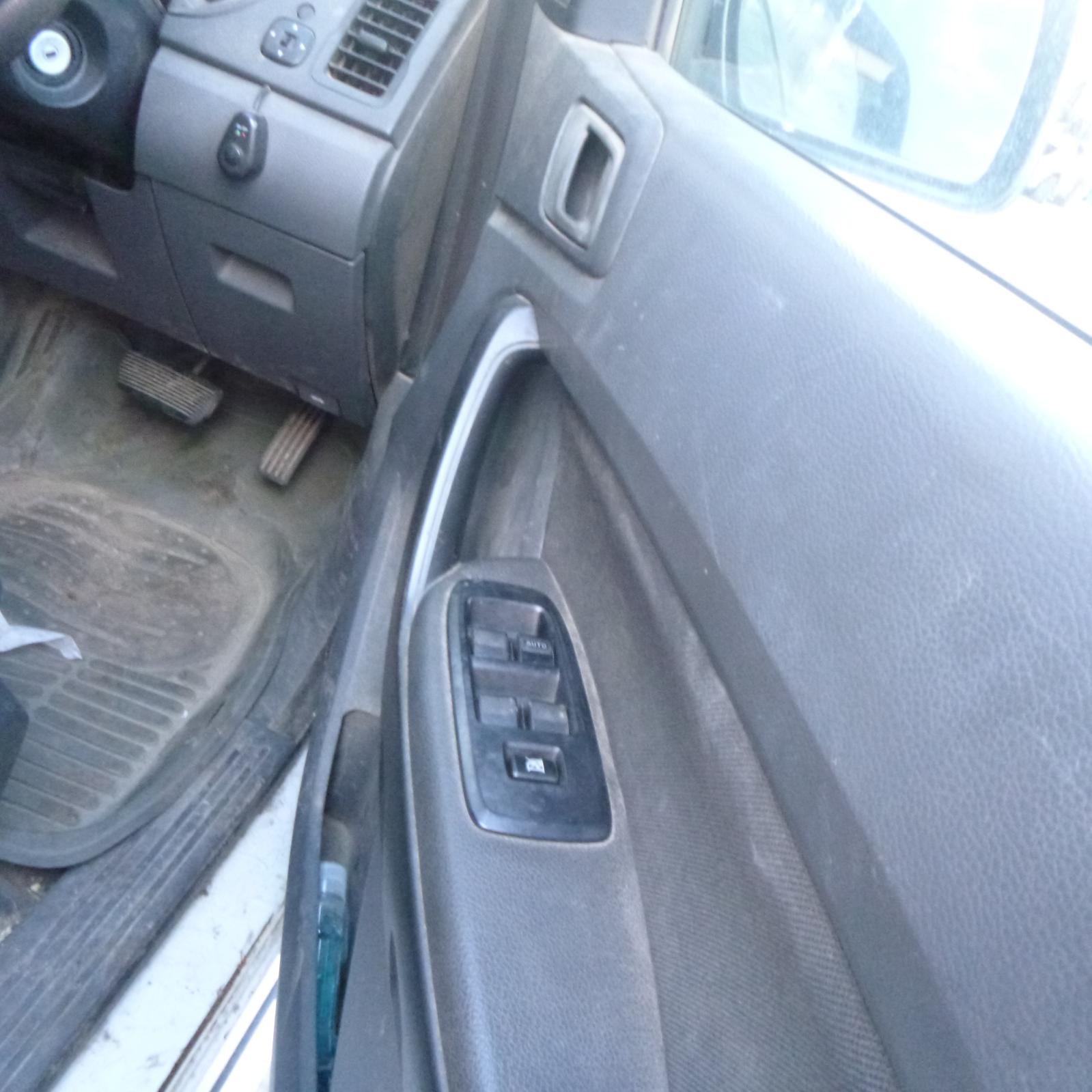 View Auto part Door/Tailgate Seal Ford Ranger 2011