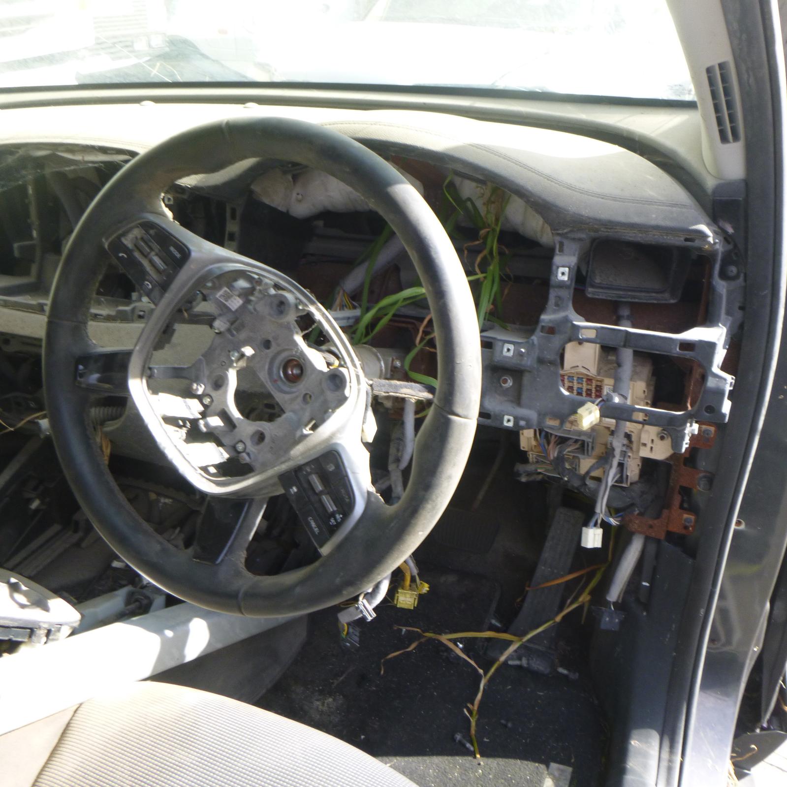 View Auto part Handbrake Actuator Kia Sorento 2019