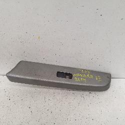View Auto part Pwr Dr Wind Switch Nissan Navara 2014