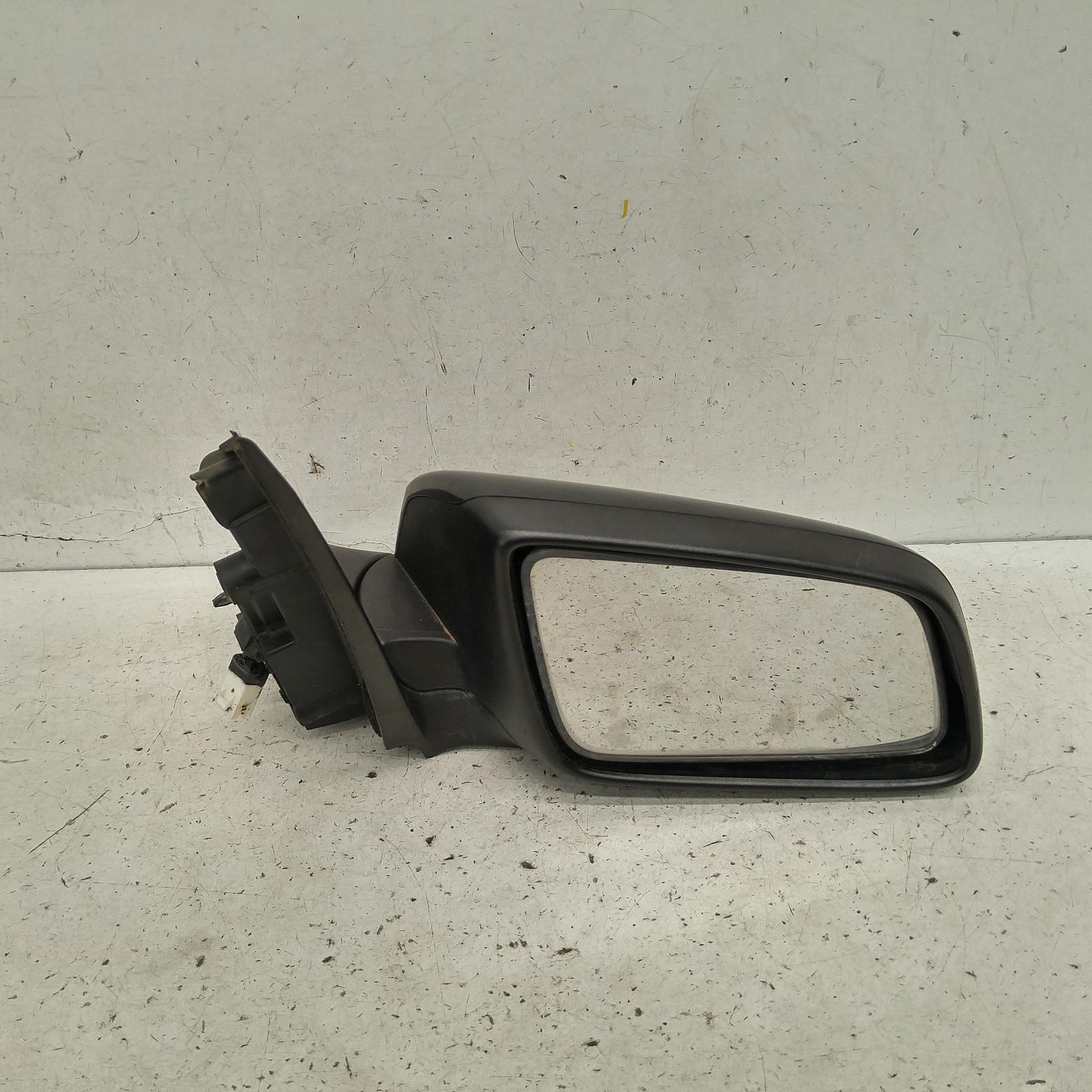 View Auto part Right Door Mirror Holden Commodore 2008