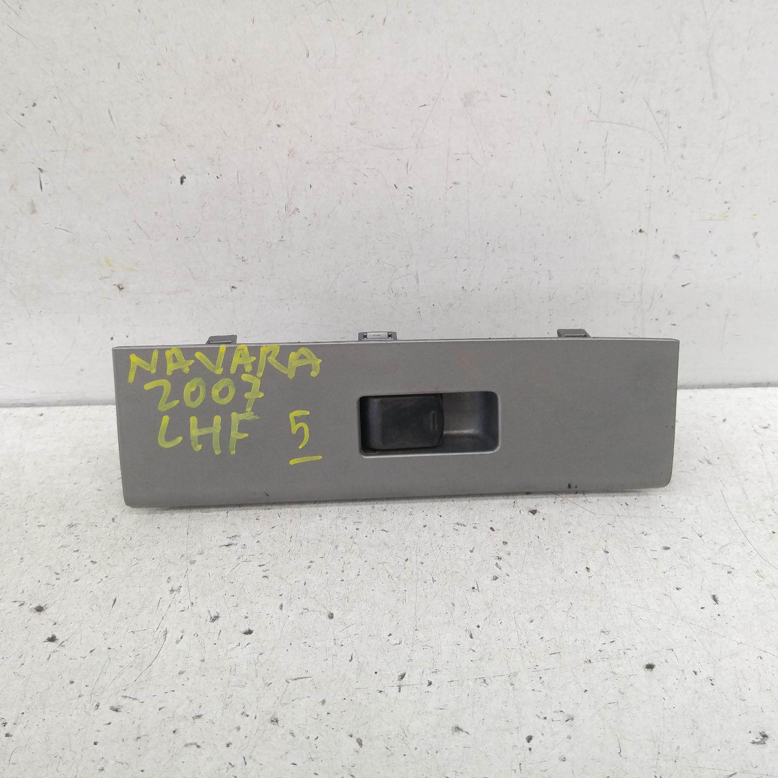 View Auto part Pwr Dr Wind Switch Nissan Navara 2007
