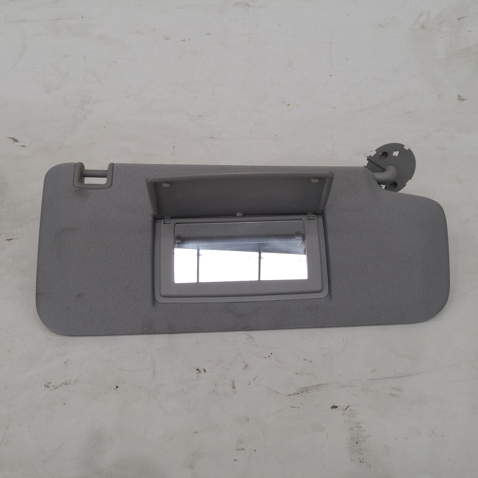 2017 Holden Trax Sunvisor View Auto part Sunvisor Holden Trax 2017