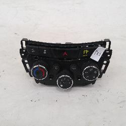 View Auto part Heater/Ac Controls Holden Trax 2017