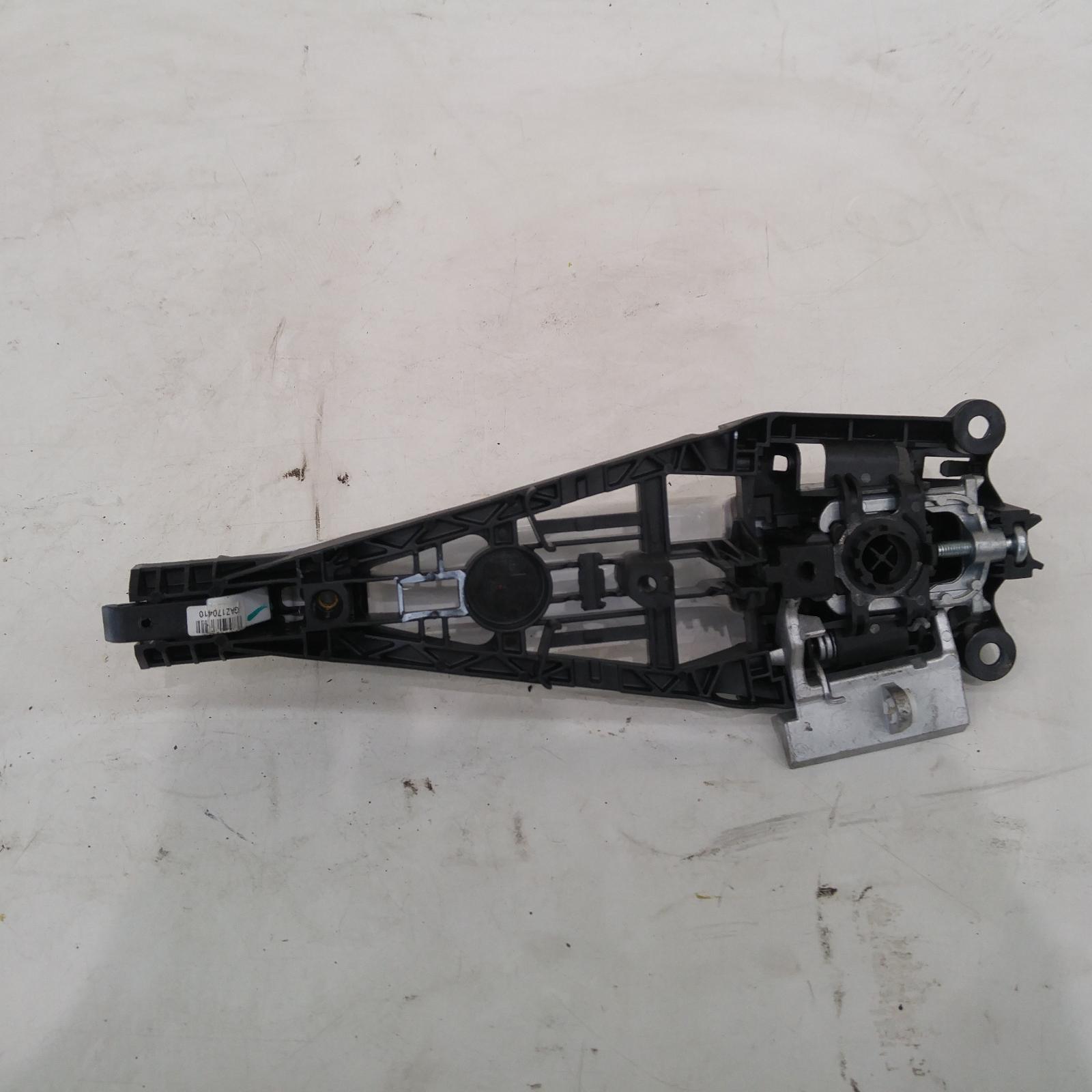 View Auto part Door Handle Holden Trax 2017