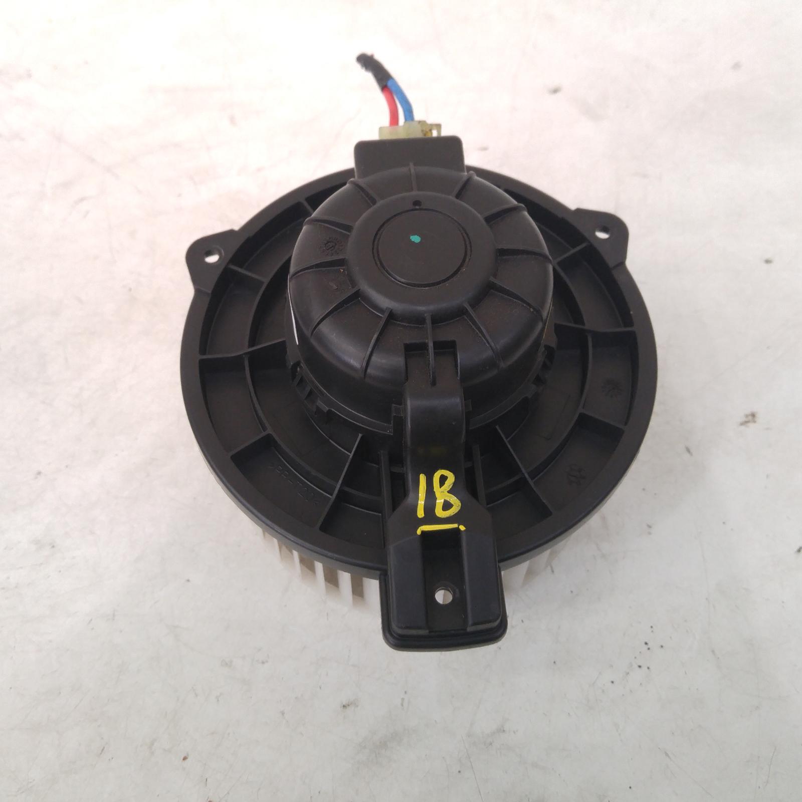 View Auto part Heater Fan Motor Hyundai Ix35 2011