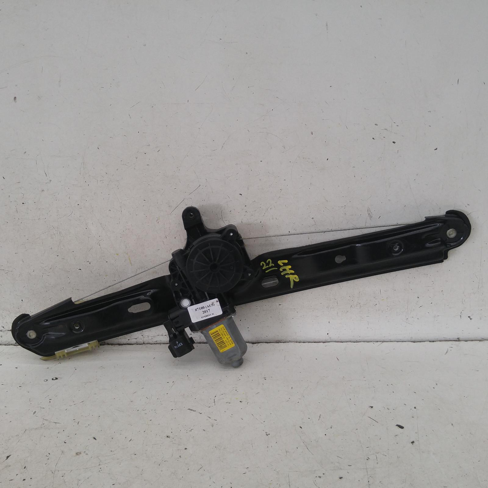 View Auto part Left Rear Wnd Reg/Motor Ford Everest 2017