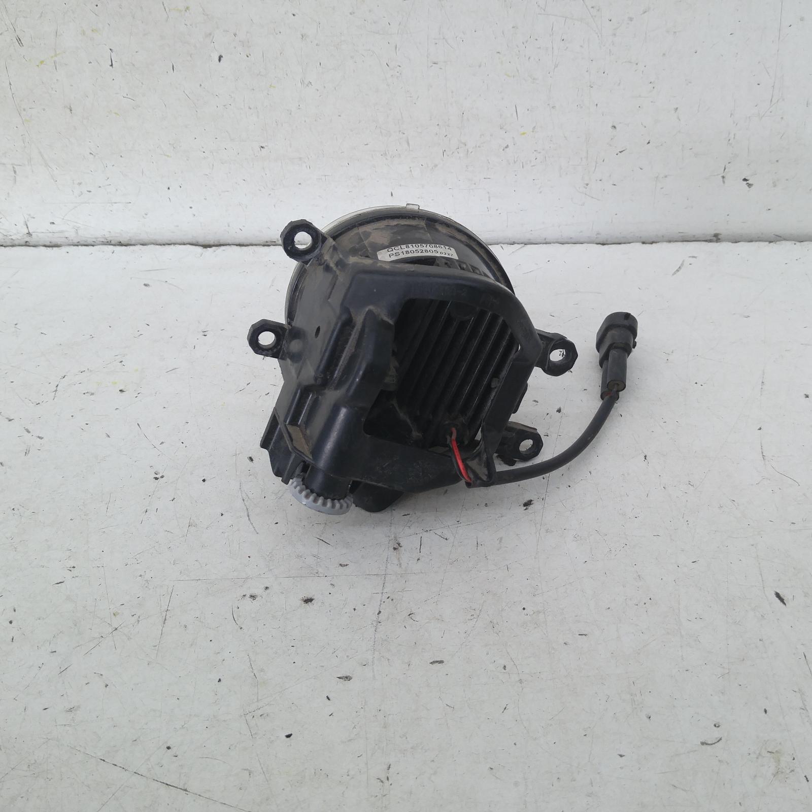 View Auto part Right Indicator/Fog/Side Ford Everest 2017