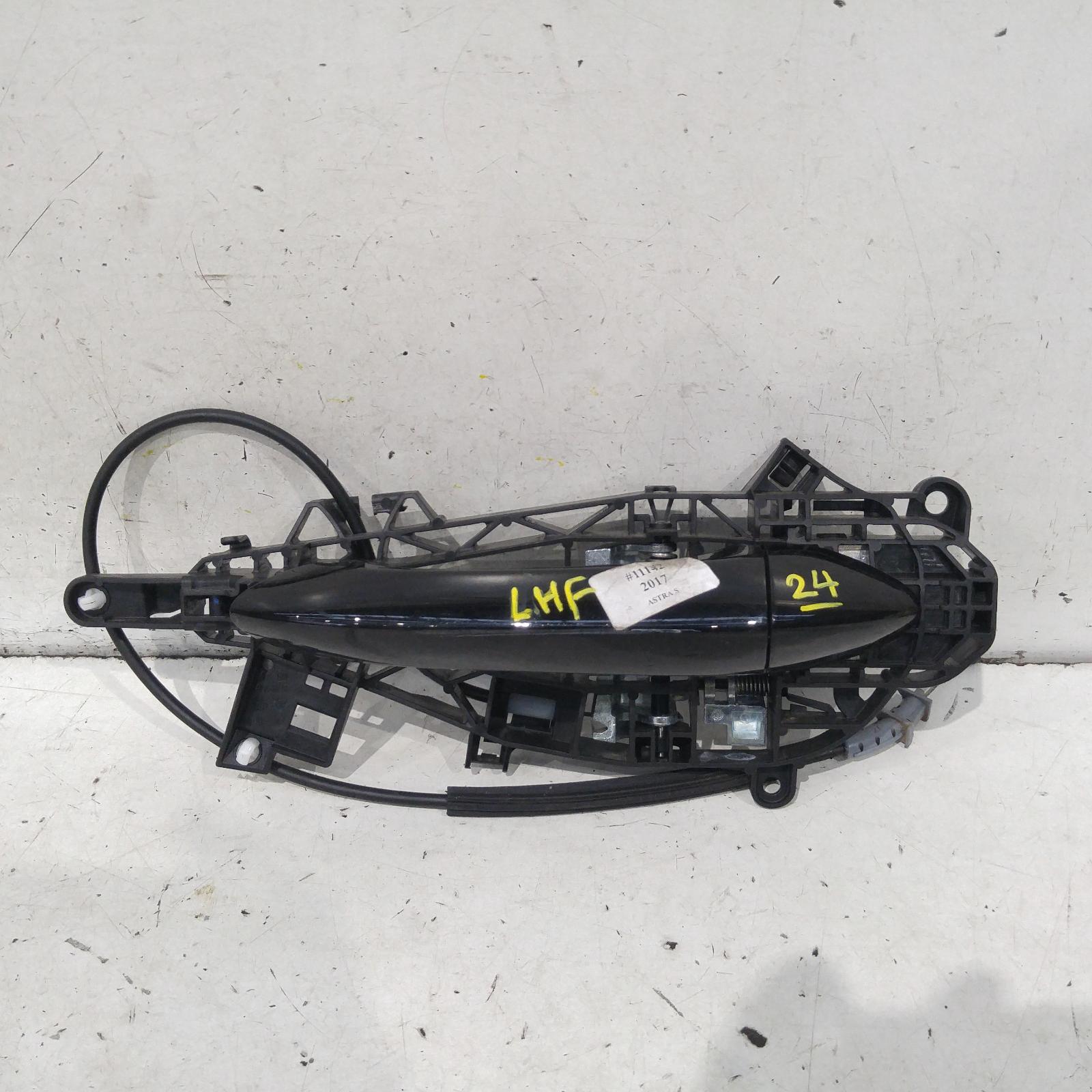 View Auto part Door Handle Holden Astra 2017