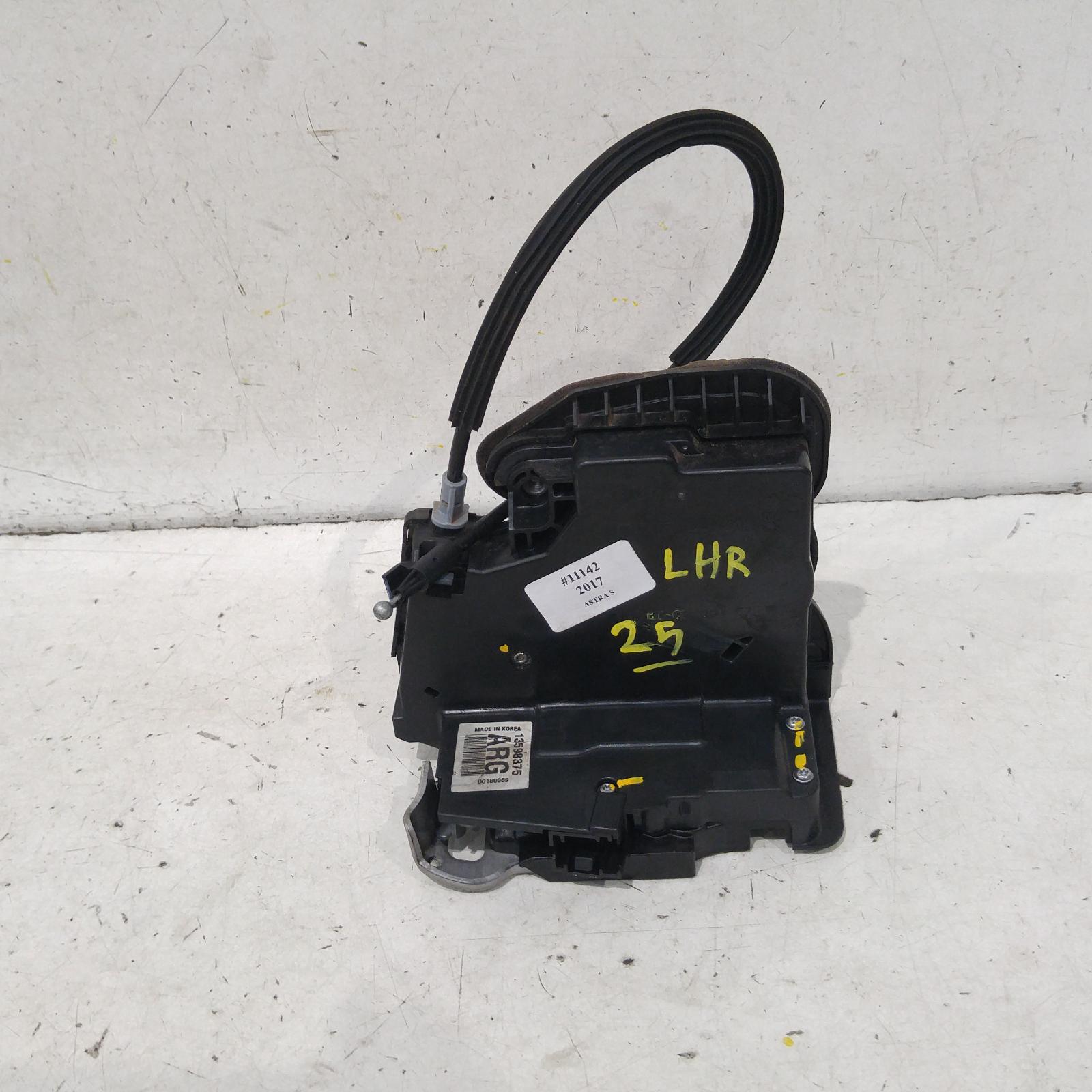 View Auto part Door/Boot/Gate Lock Holden Astra 2017