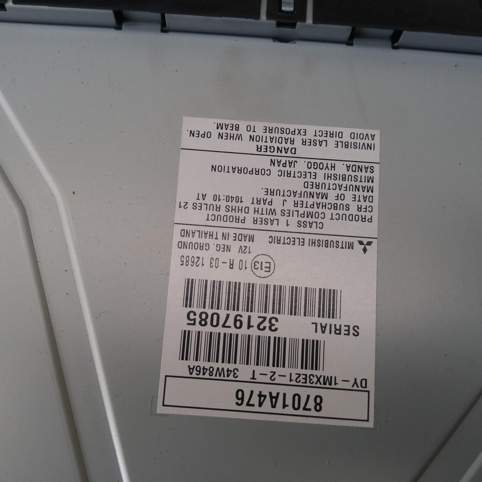 View Auto part Radio/Cd/Dvd/Sat/Tv Mitsubishi Mirage 2013