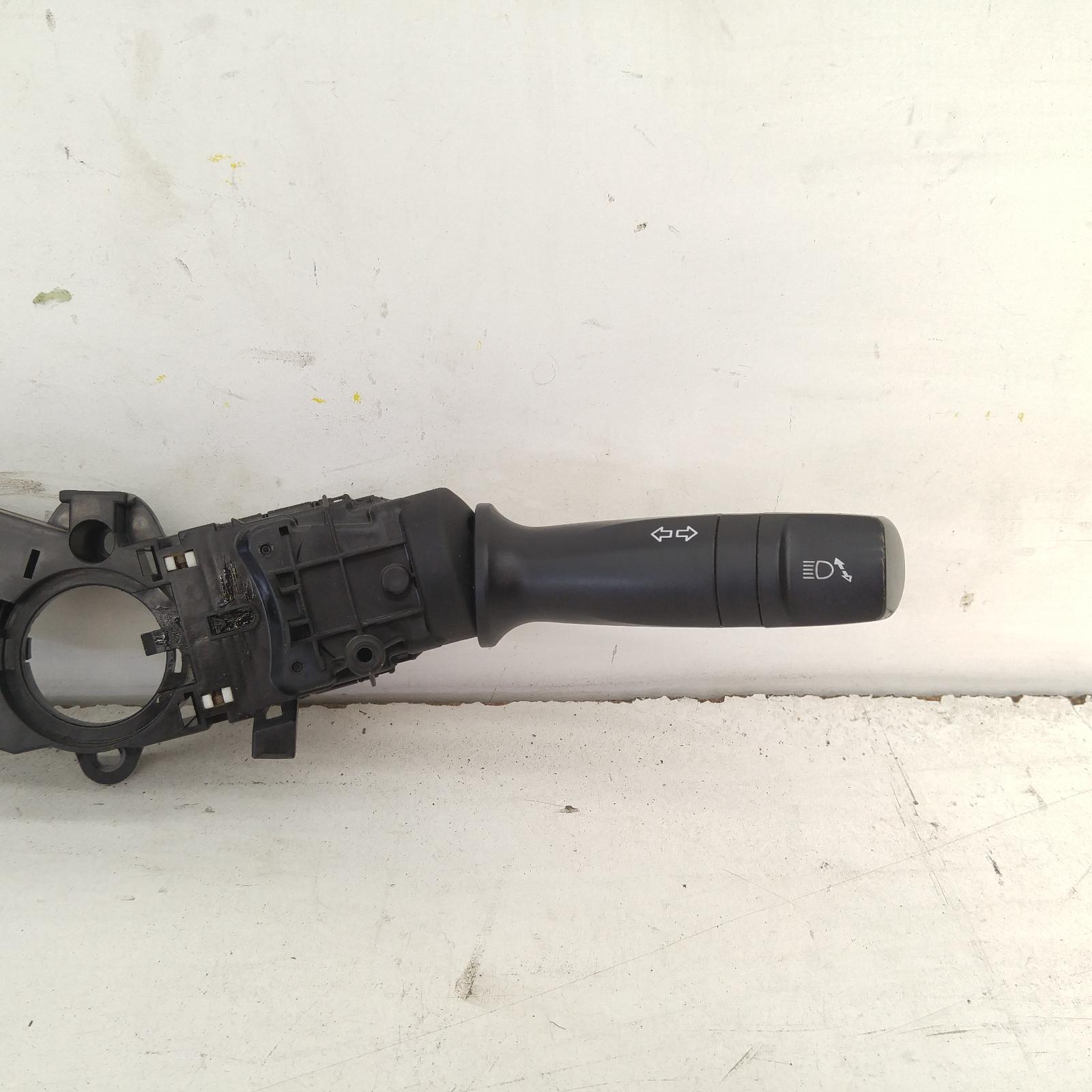 2016 Hyundai I40 Combination Switch View Auto part Combination Switch Hyundai I40 2016