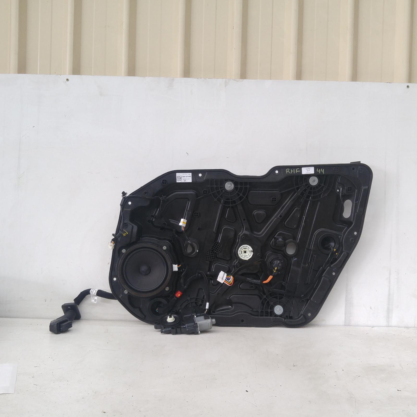 View Auto part Right Front Window Reg/Motor Kia Cerato 2019