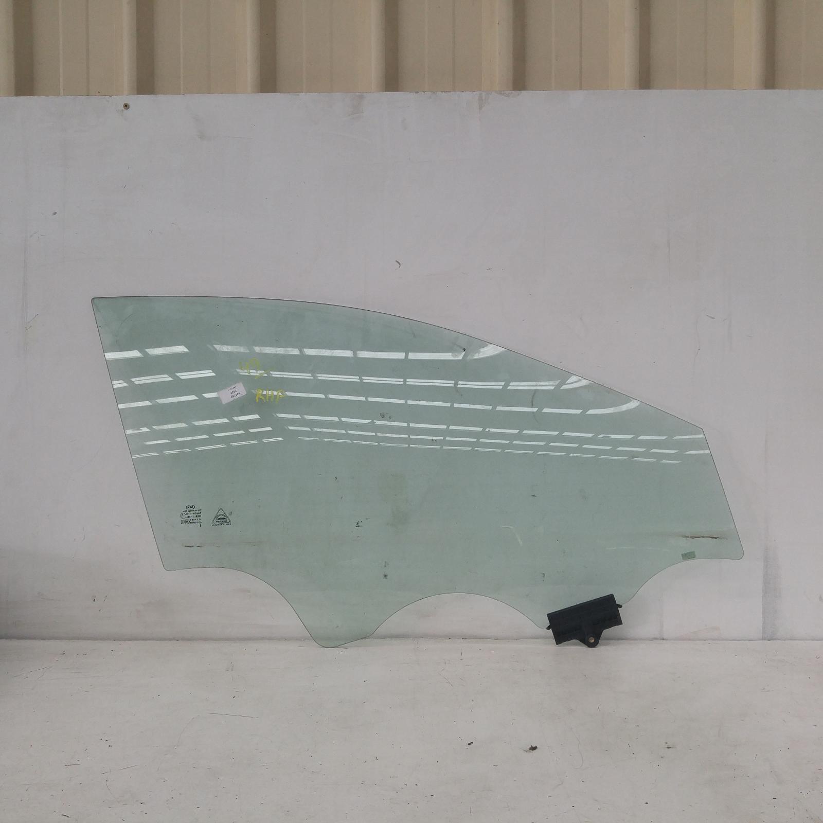 View Auto part Right Front Door Window Kia Cerato 2019