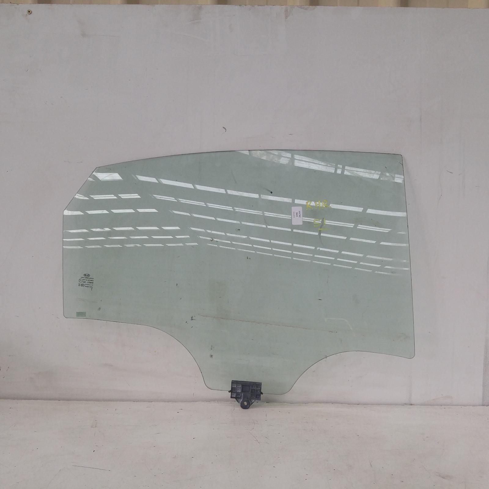 View Auto part Right Rear Door Window Kia Cerato 2019