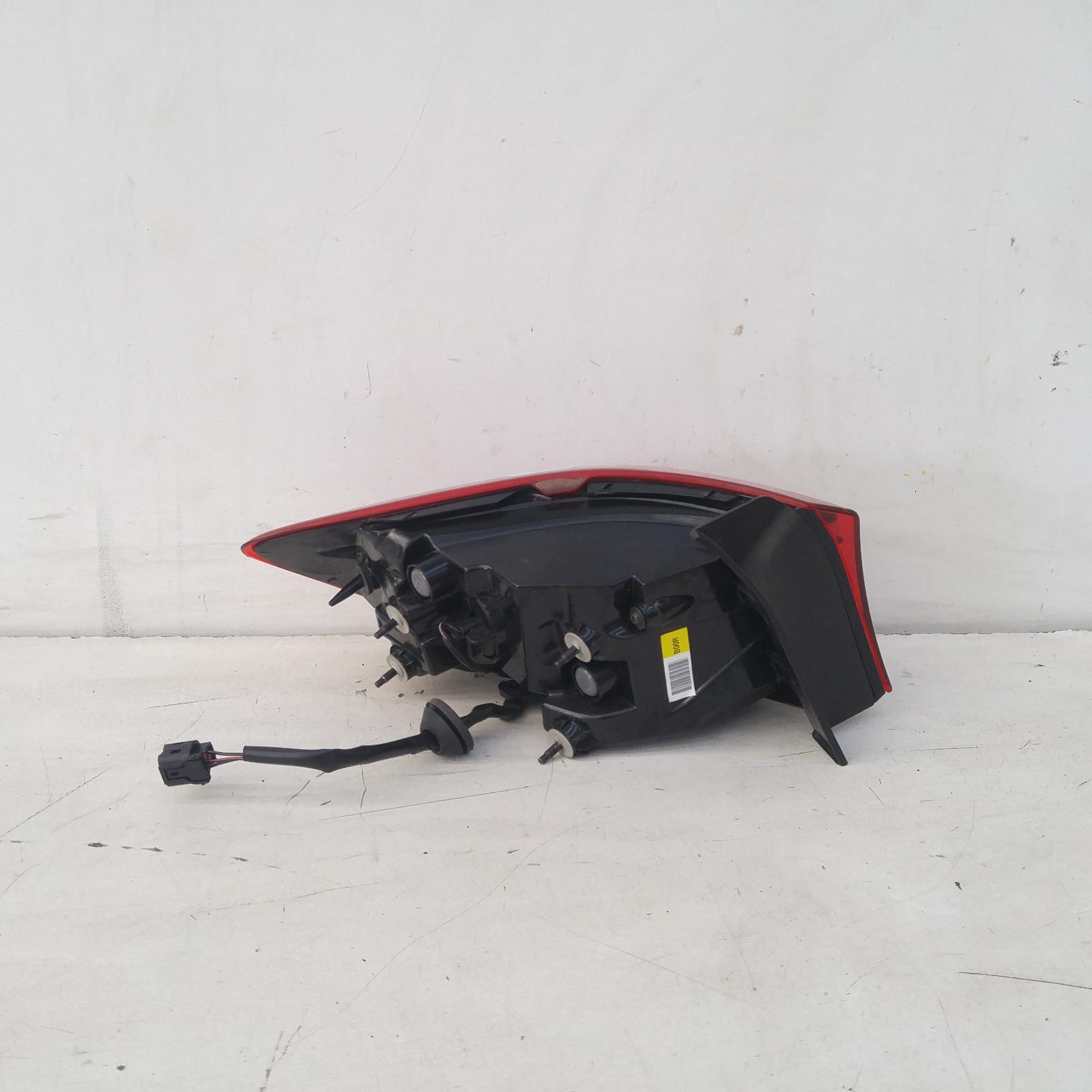 View Auto part Right Taillight Kia Cerato 2019