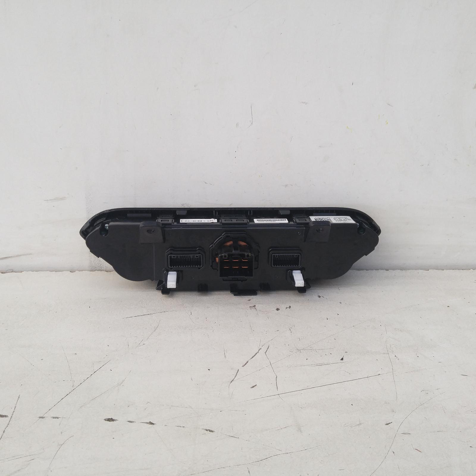 View Auto part Heater/Ac Controls Kia Cerato 2019