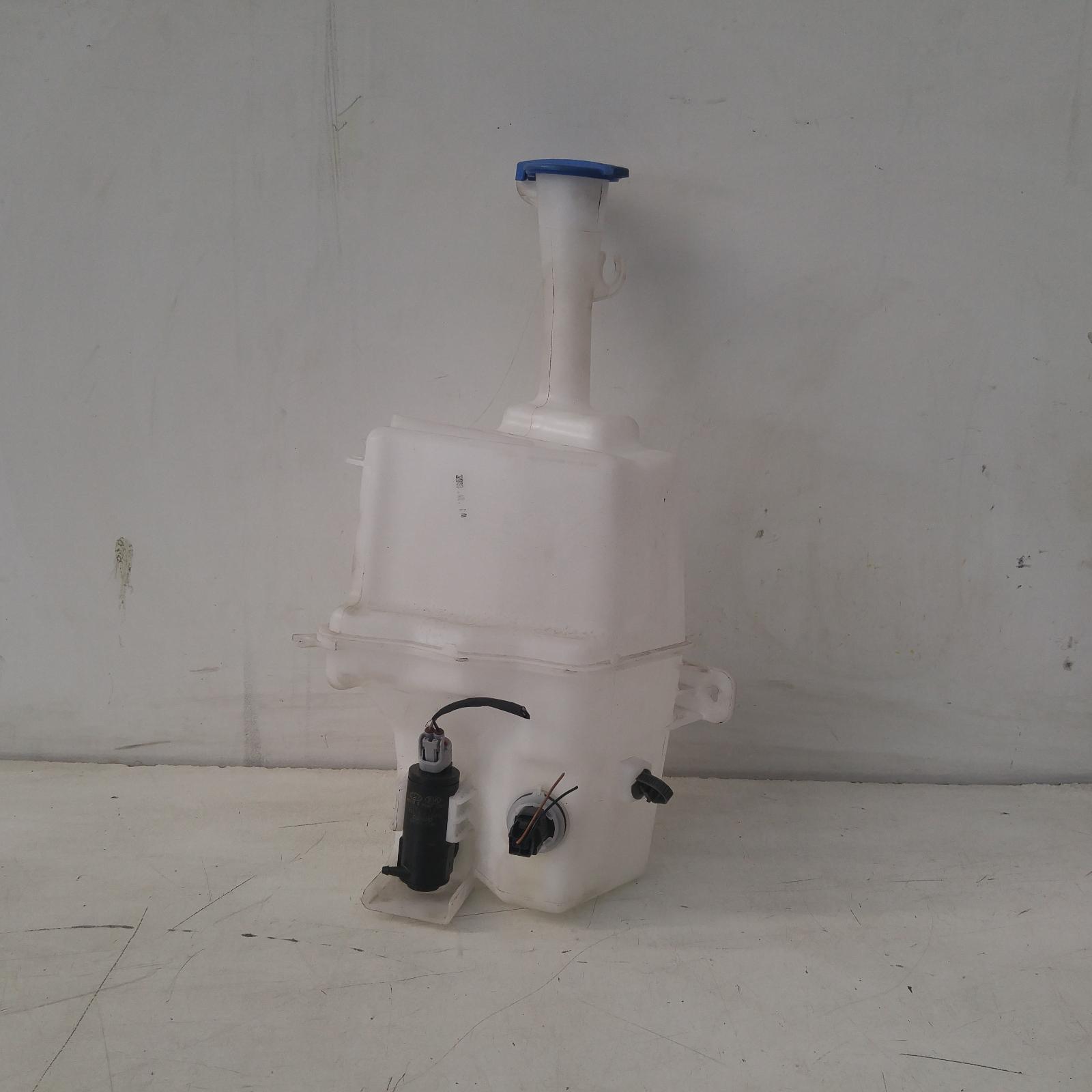 View Auto part Washer Bottle Kia Cerato 2019