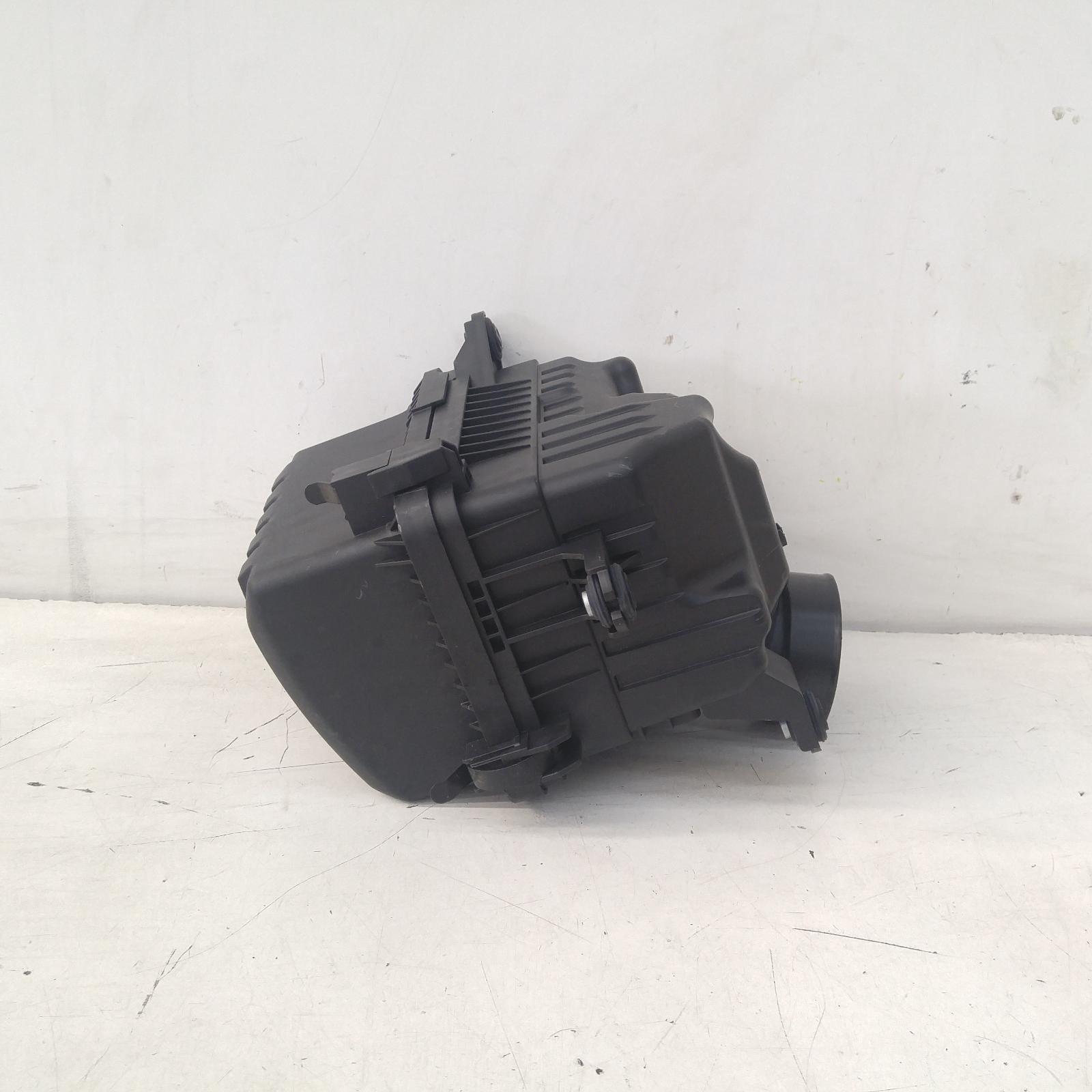 View Auto part Air Cleaner/Box Kia Cerato 2019