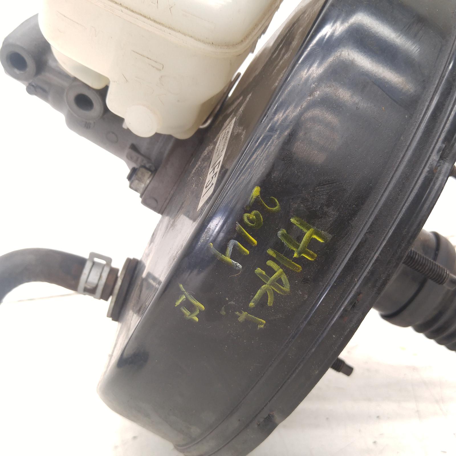 View Auto part Brake Booster Toyota Hiace 2014