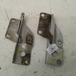 View Auto part Bonnet Hinge/Strut Nissan Pathfinder 2006