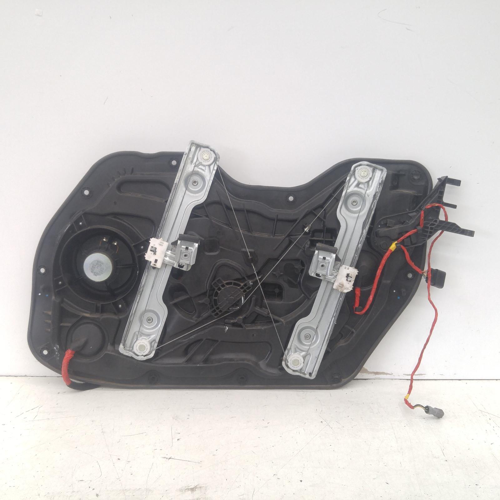 2011 Hyundai Elantra Left Front Window Reg/Motor View Auto part Left Front Window Reg/Motor Hyundai Elantra 2011