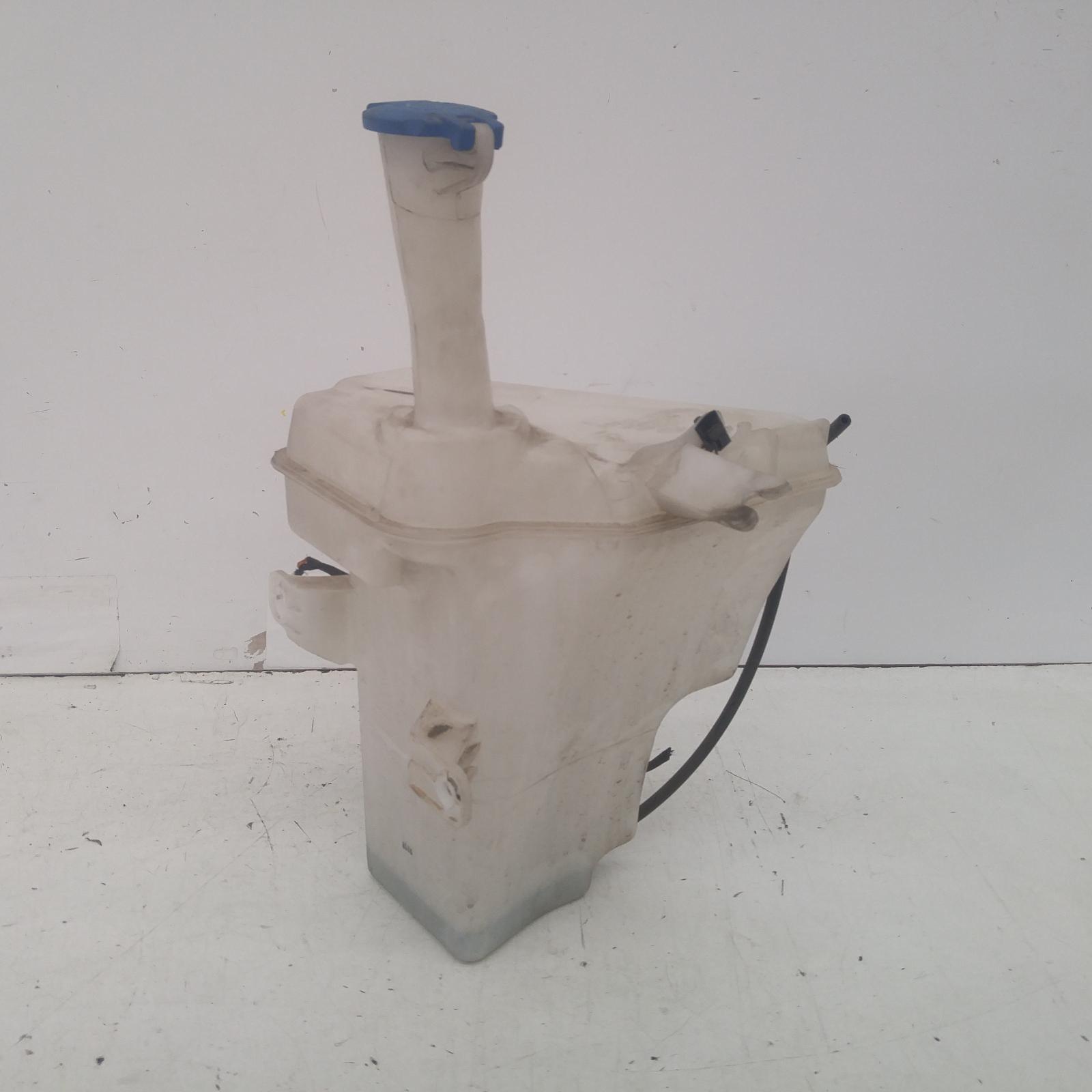 View Auto part Washer Bottle Hyundai Elantra 2011