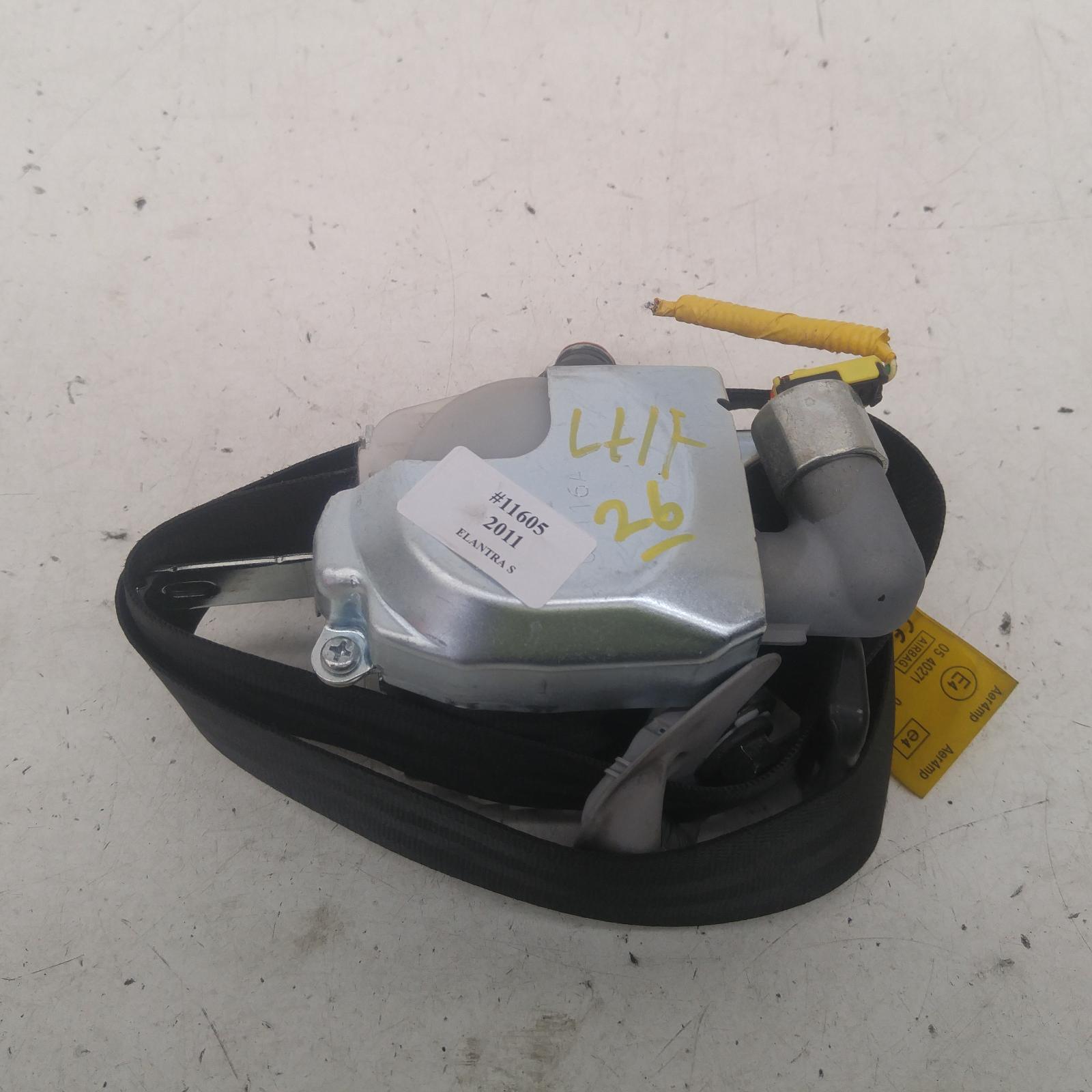 View Auto part Seatbelt/Stalk Hyundai Elantra 2011
