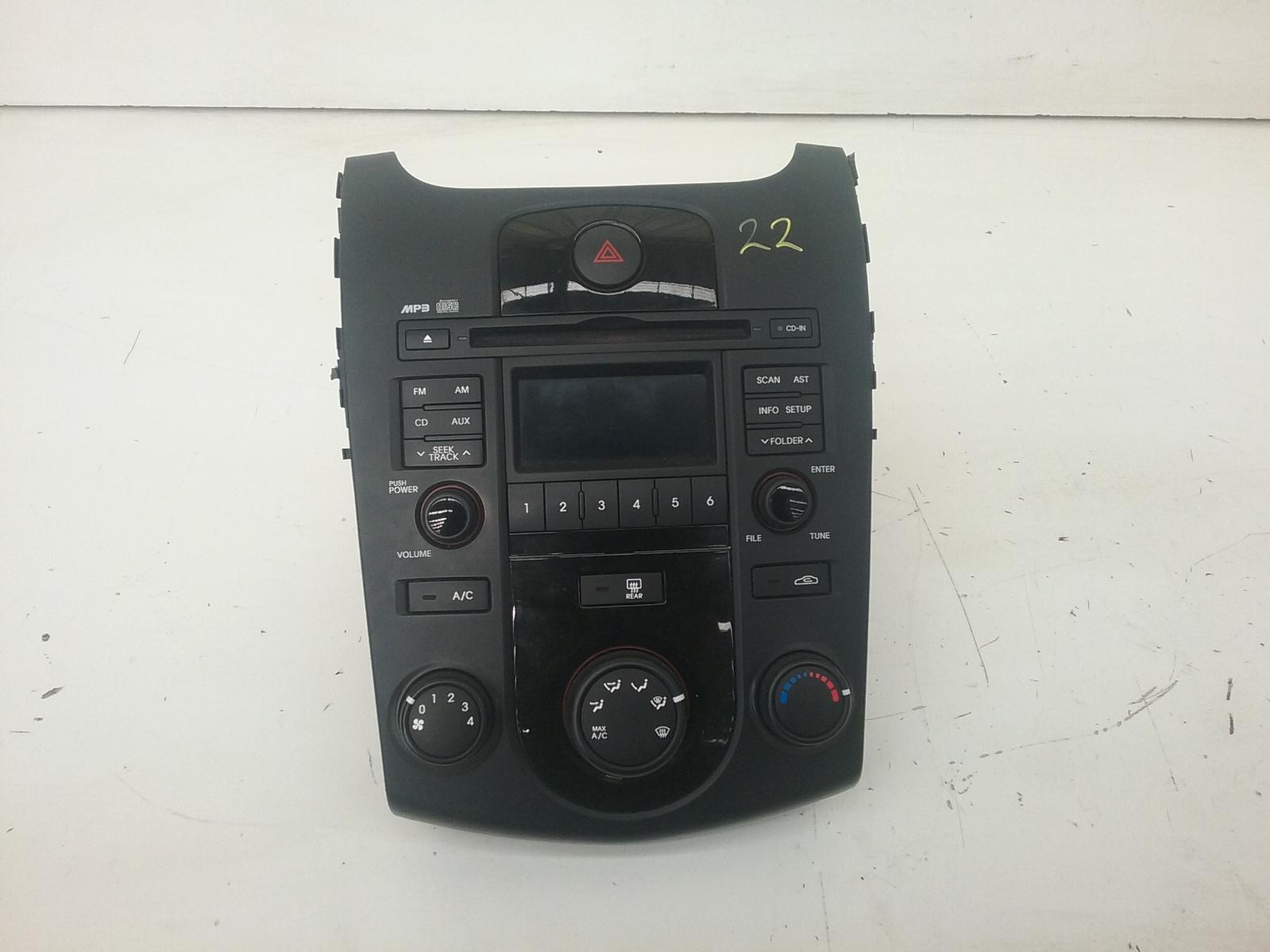 2009 Kia Cerato Radio/Cd/Dvd/Sat/Tv View Auto part Radio/Cd/Dvd/Sat/Tv Kia Cerato 2009