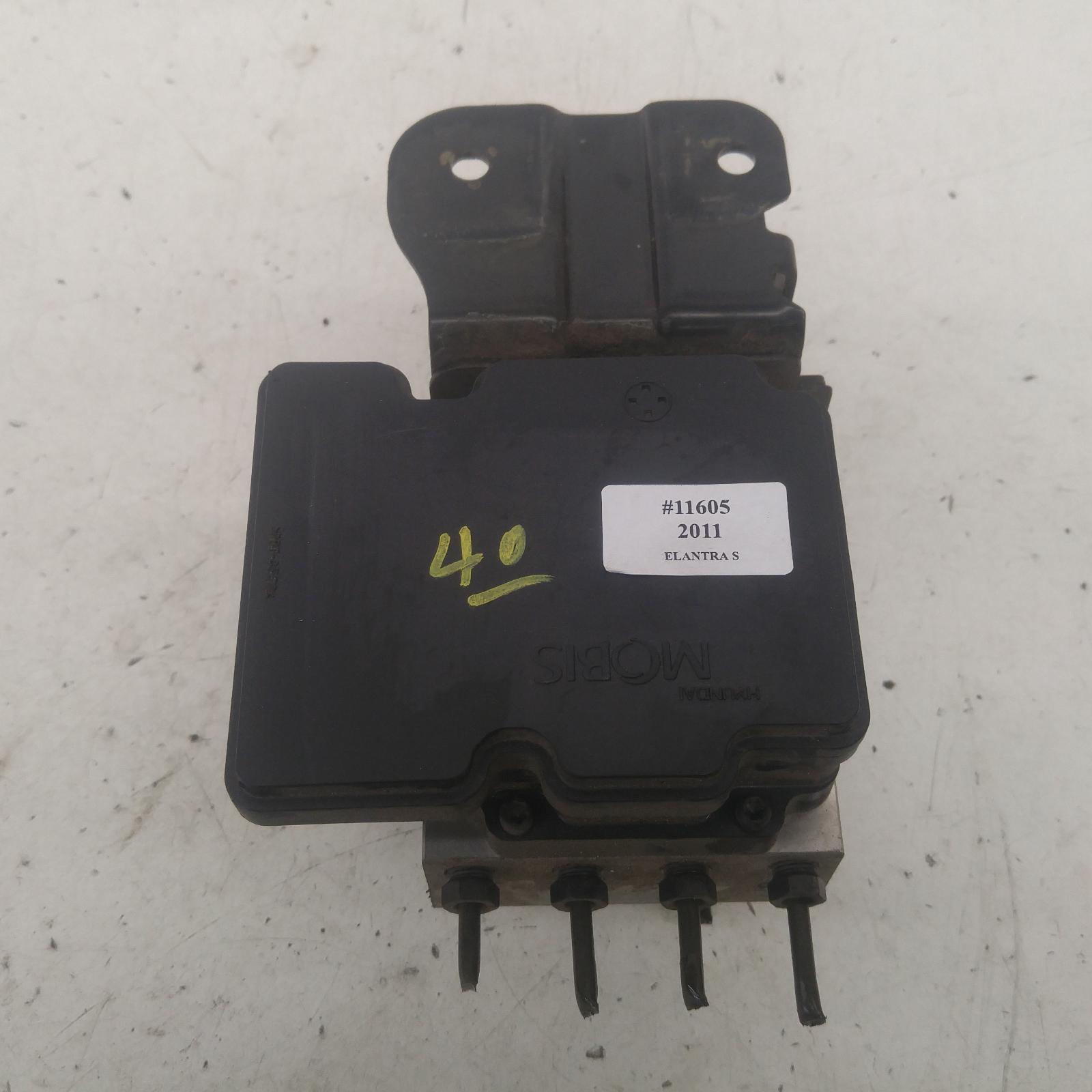 2011 Hyundai Elantra Abs Pump/Modulator View Auto part Abs Pump/Modulator Hyundai Elantra 2011