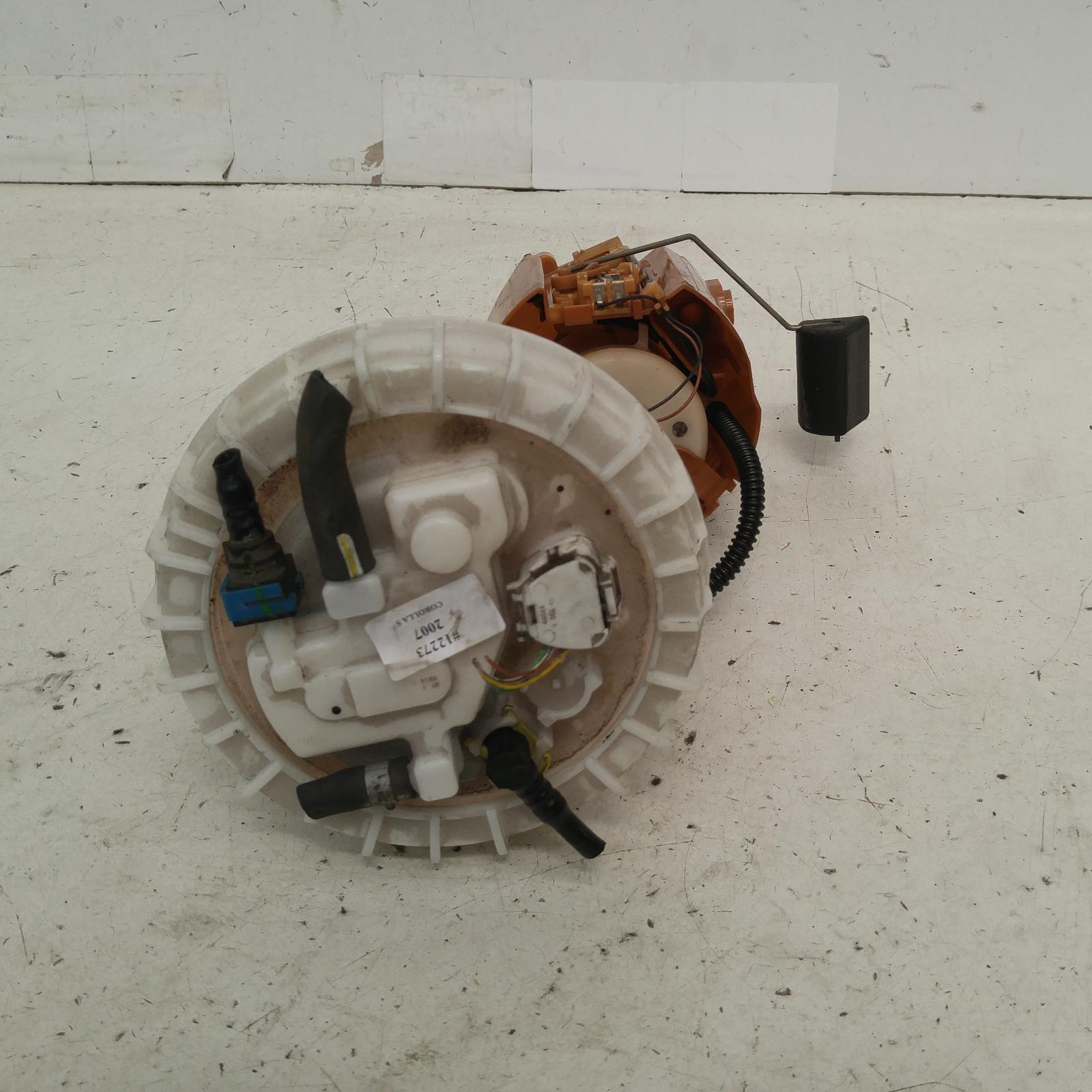 Fuel Sending Unit Corolla Toyota 2007