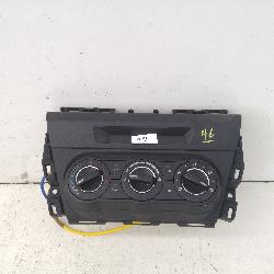 View Auto part Heater/Ac Controls Mazda 3 2015