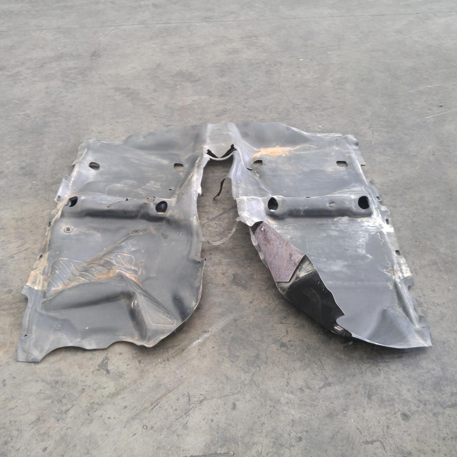View Auto part Carpet Toyota Hilux 2016