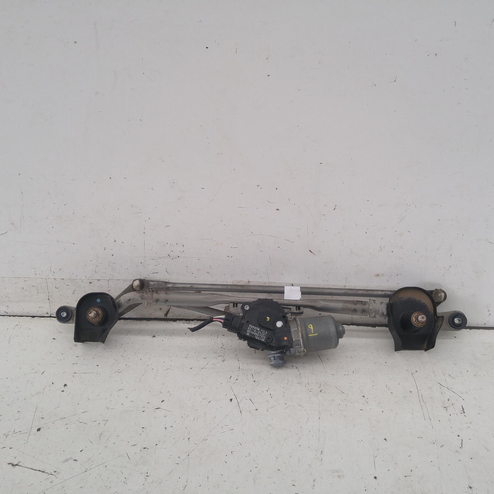 View Auto part Wiper Motor Toyota Hilux 2016