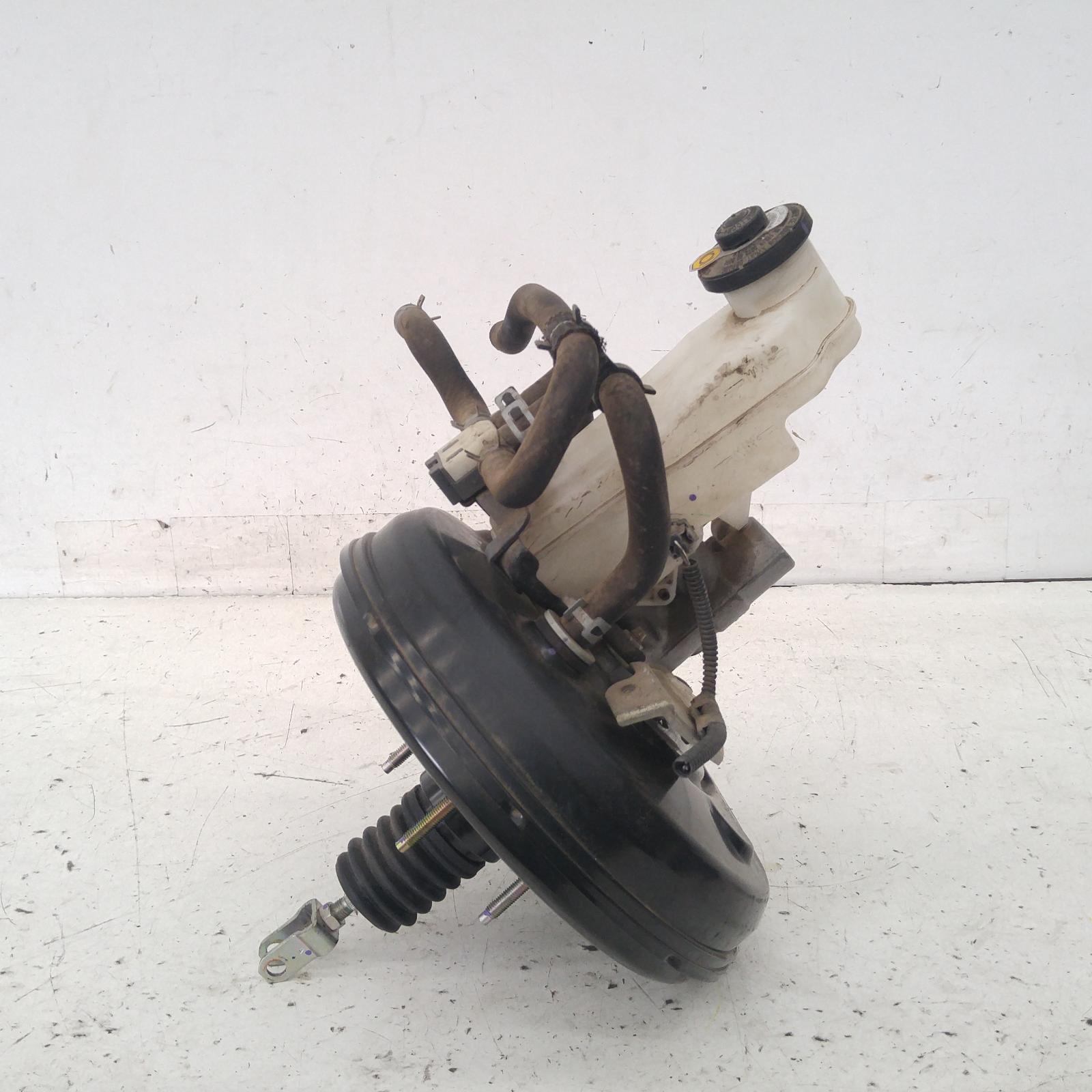 View Auto part Brake Booster Toyota Hilux 2016