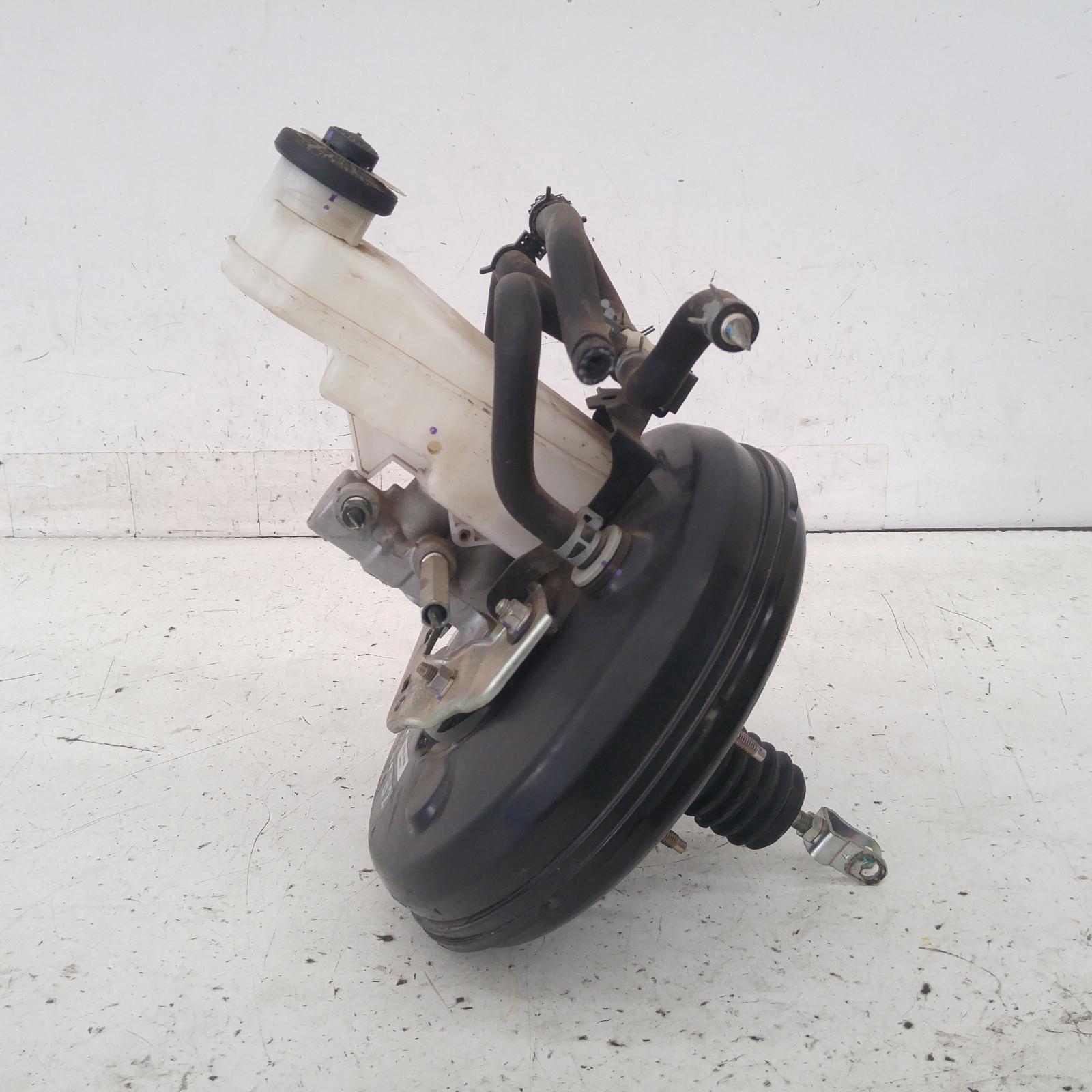 View Auto part Brake Booster Toyota Hilux 2016
