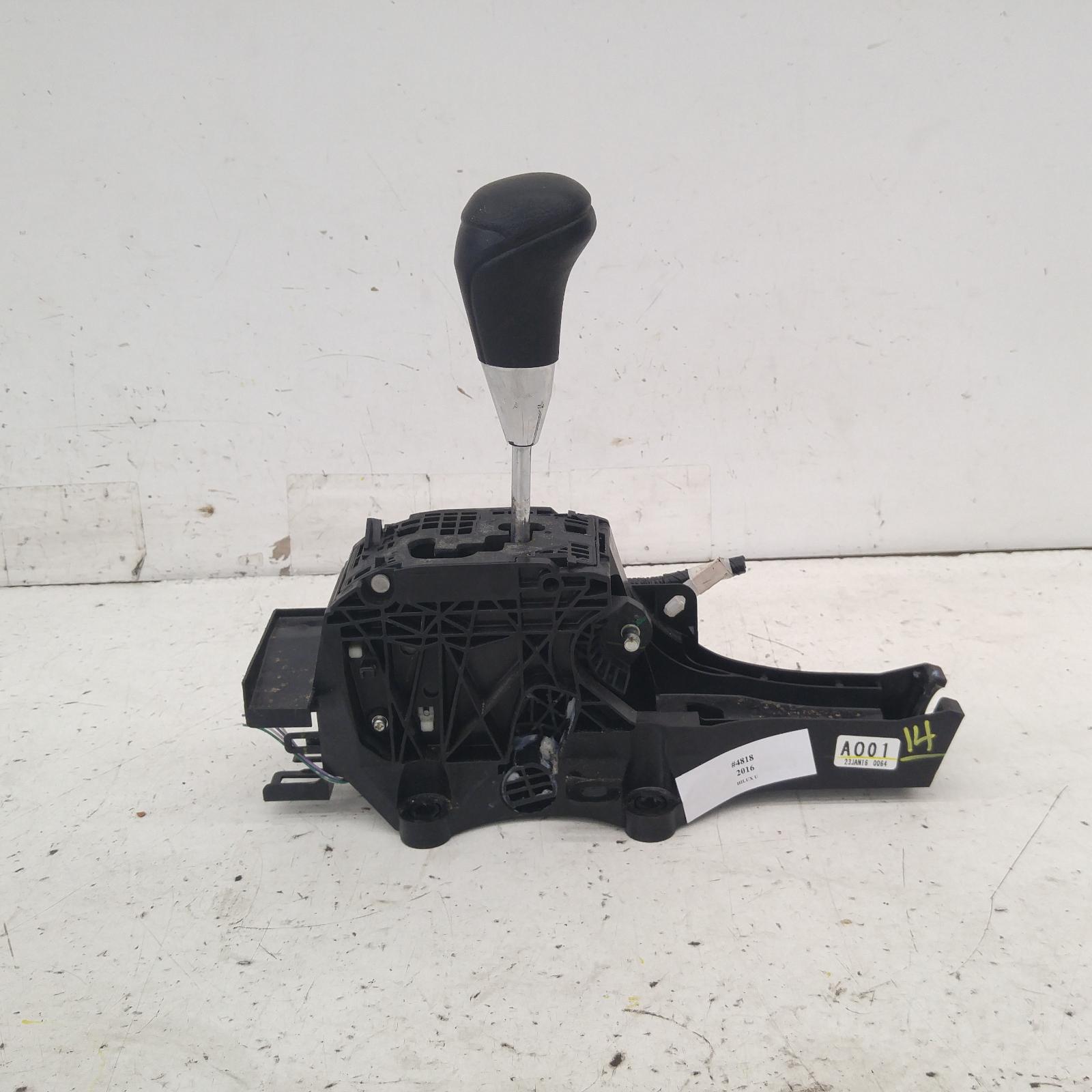 View Auto part Gear Stick/Shifter Toyota Hilux 2016