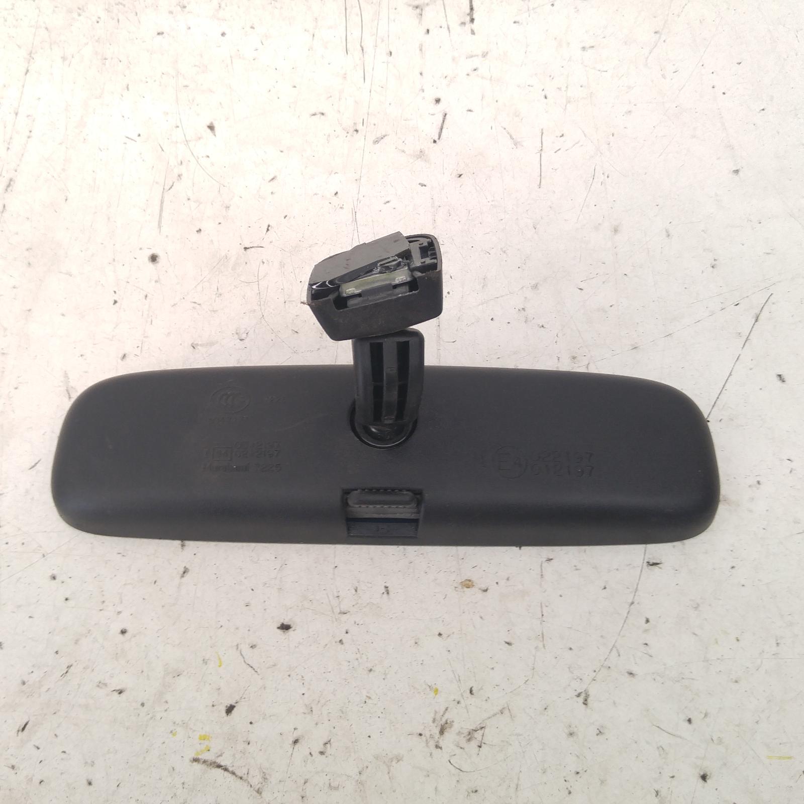 View Auto part Interior Mirror Toyota Hilux 2016