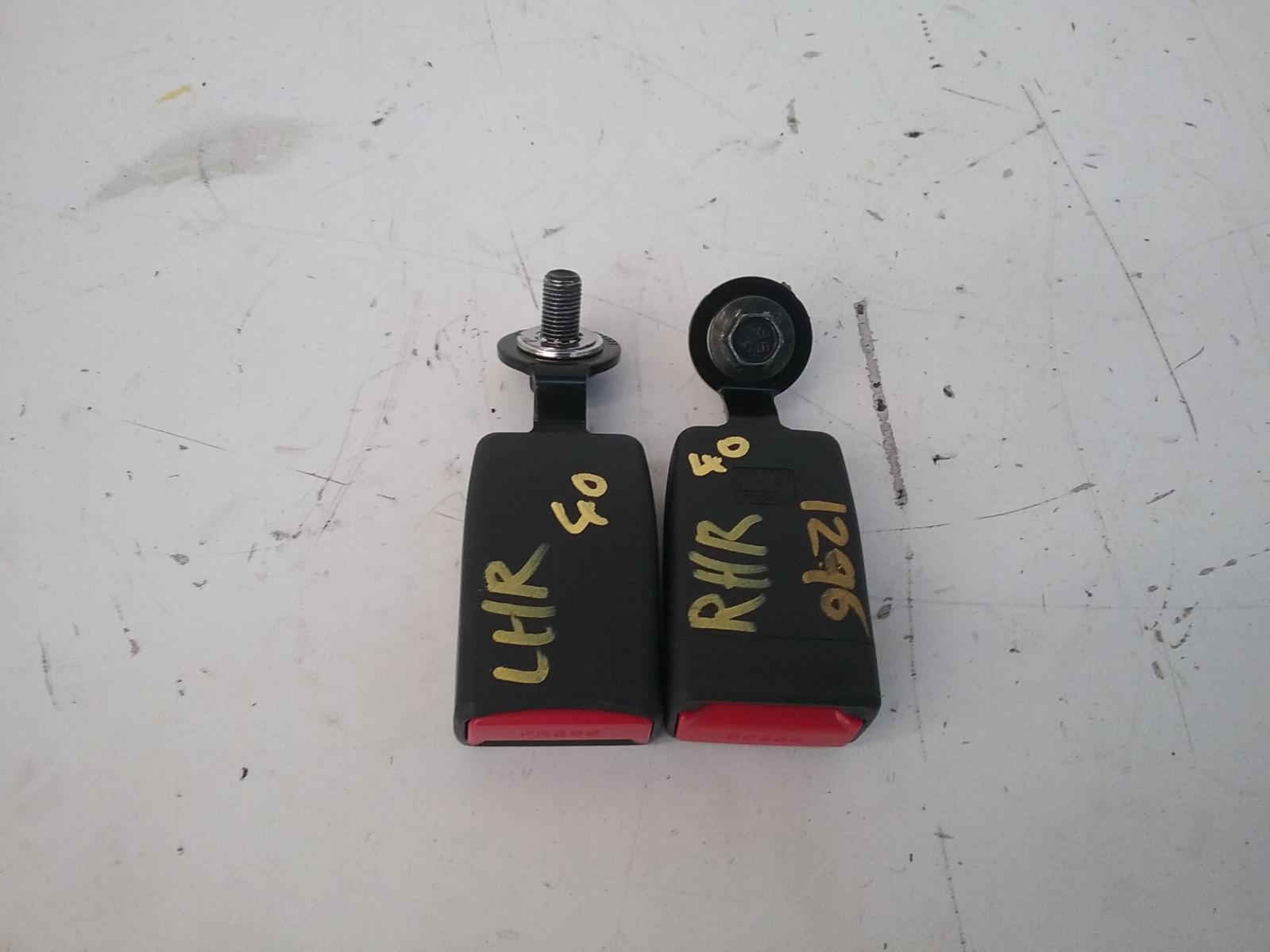 View Auto part Seatbelt/Stalk Toyota 86 2015