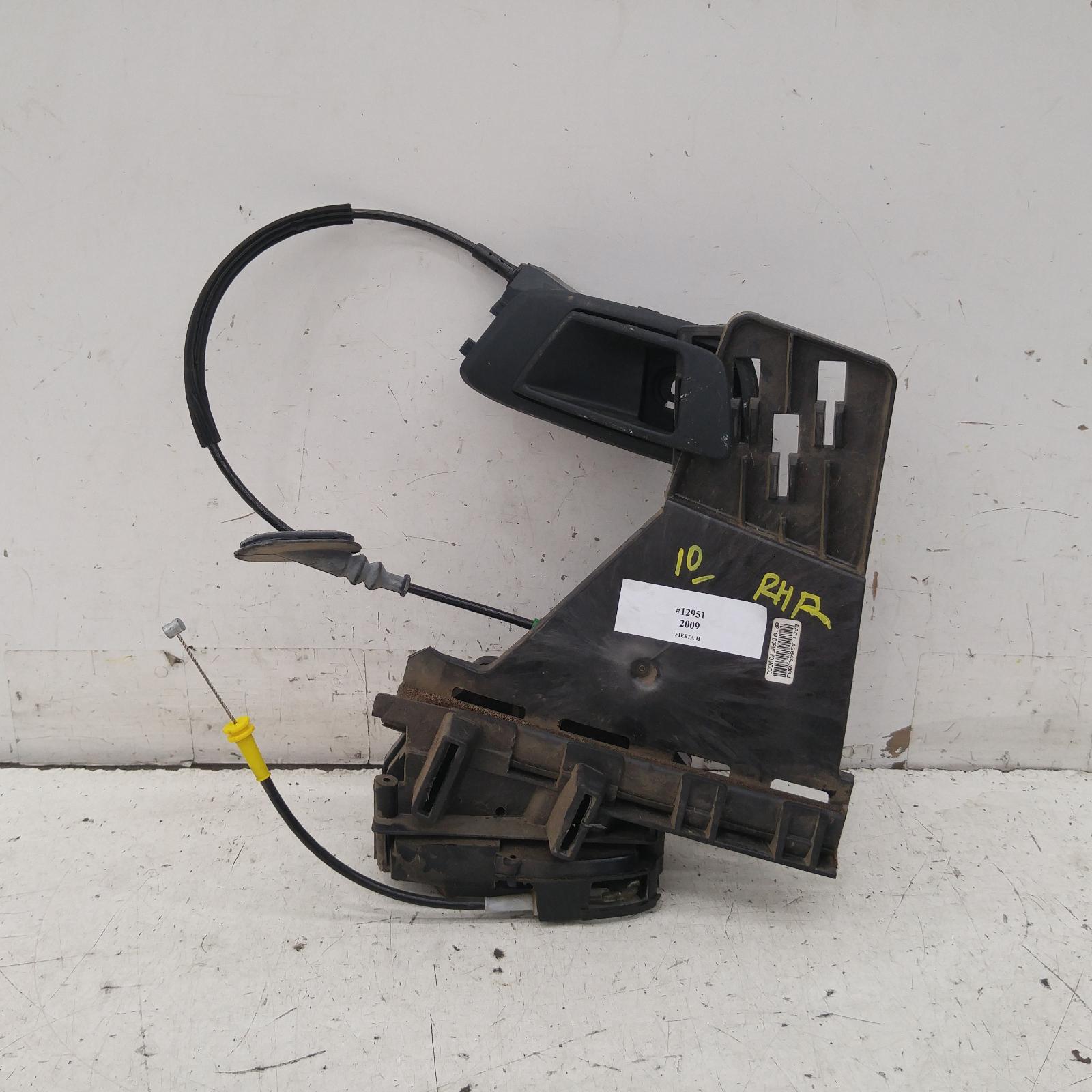 View Auto part Door/Boot/Gate Lock Ford Fiesta 2009