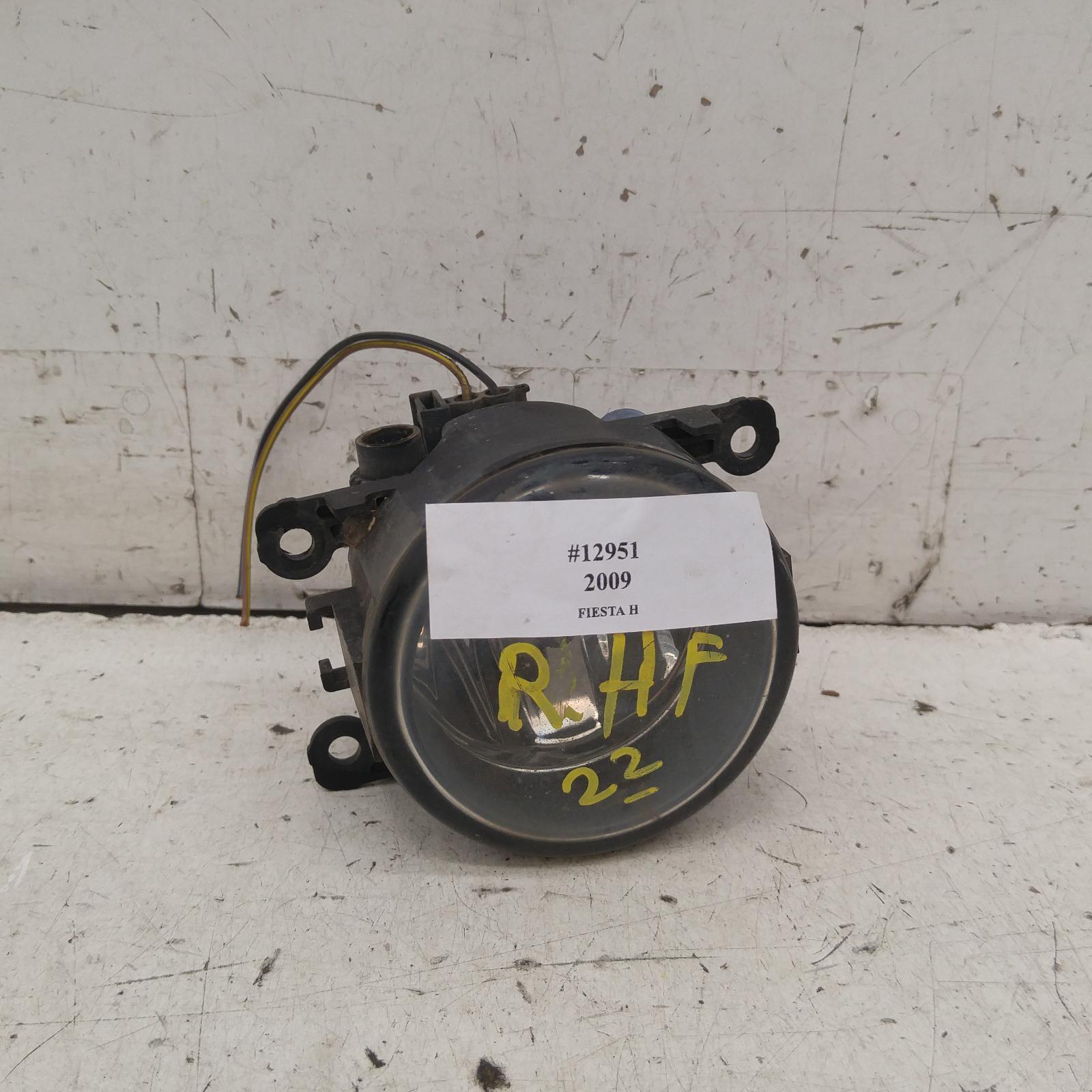 View Auto part Right Indicator/Fog/Side Ford Fiesta 2009