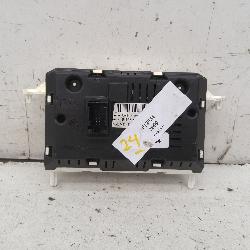 View Auto part Clock Ford Fiesta 2009