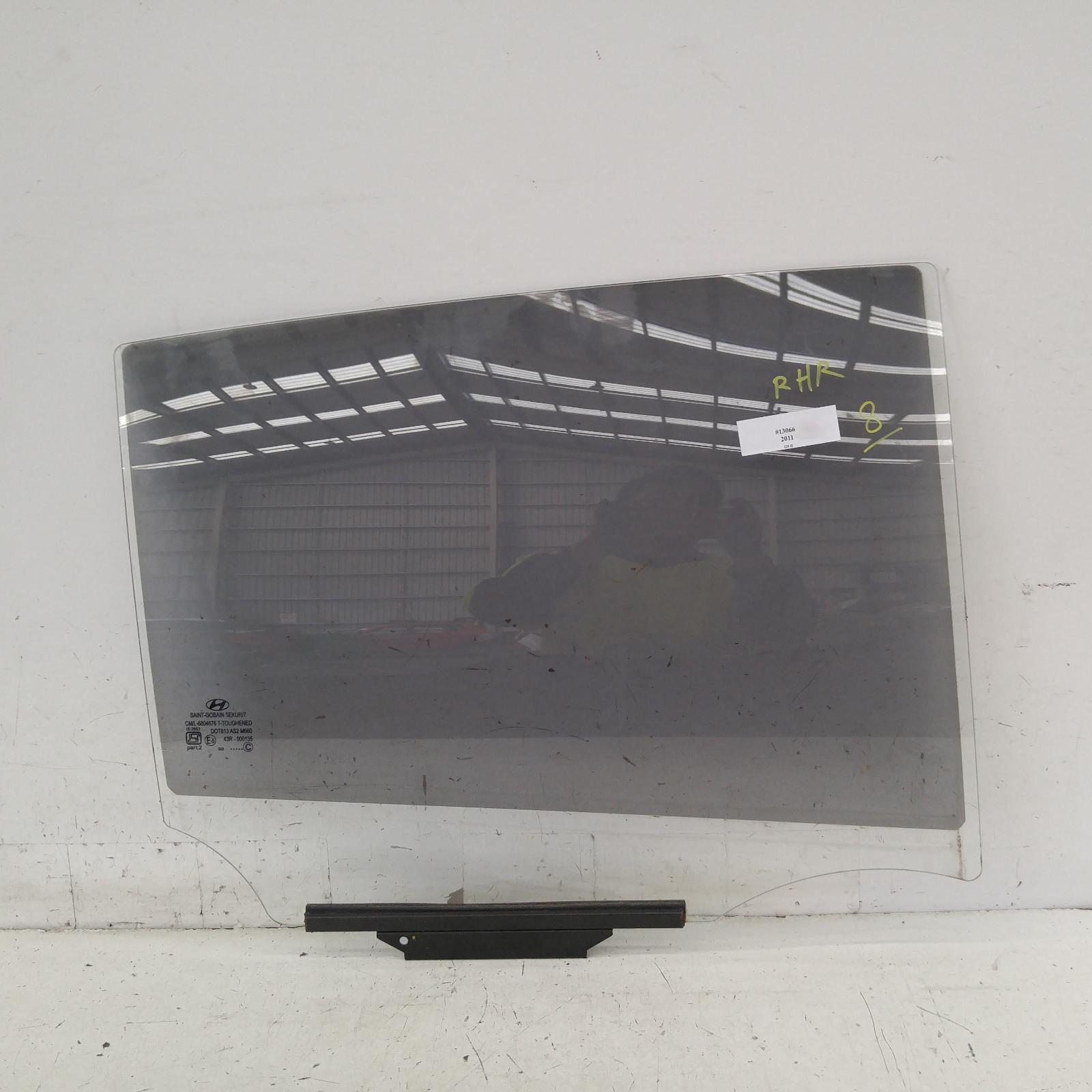 View Auto part Right Rear Door Window Hyundai I20 2011